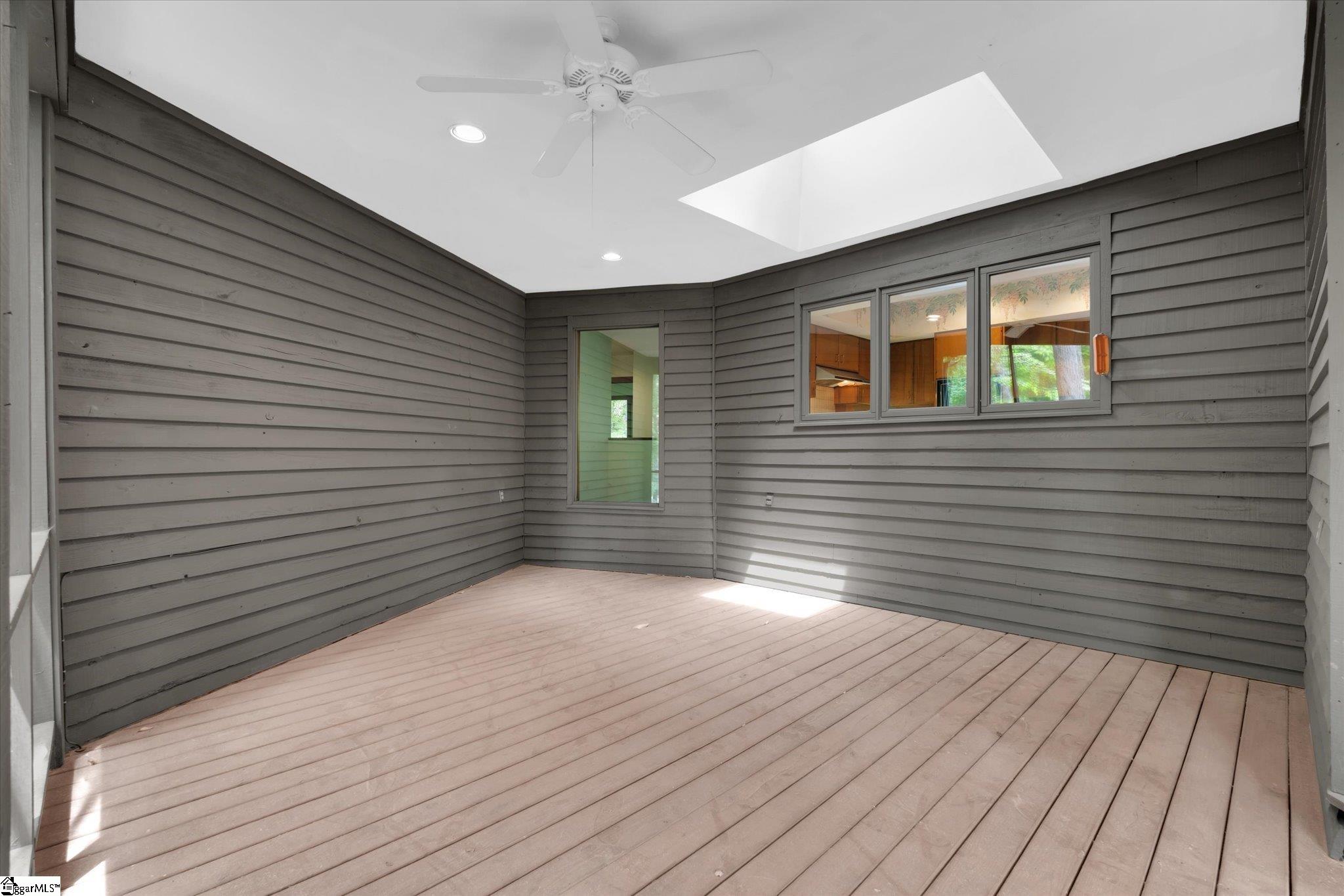 100 Brookside Way Property Photo 40
