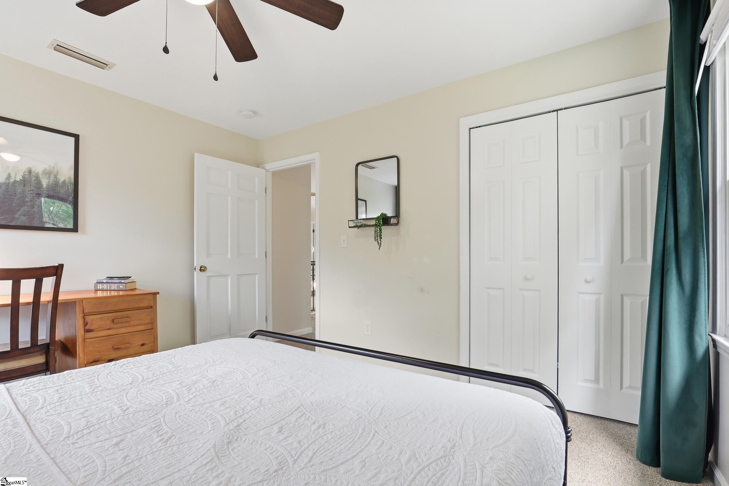 302 Pine Wood Drive Property Photo 29