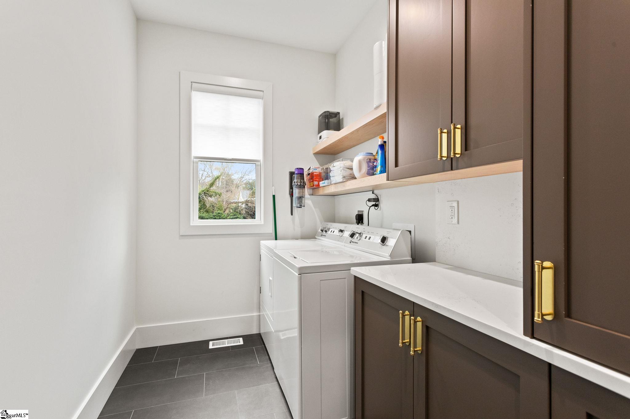 202 Cammer Avenue Property Photo 17