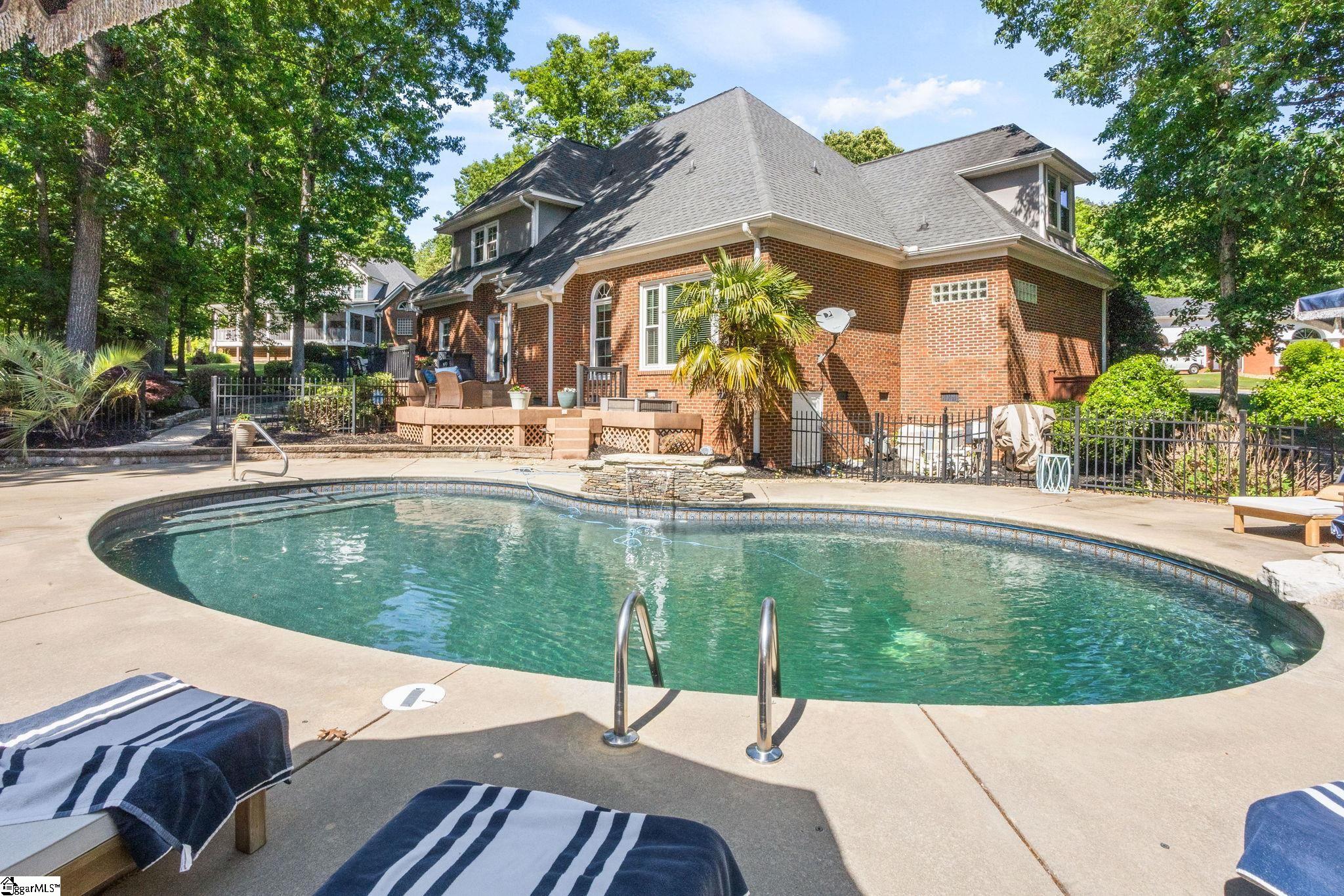 4 Golden Bear Court Property Photo 34