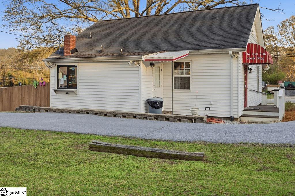 1107 Mckelvey Road Property Photo 6