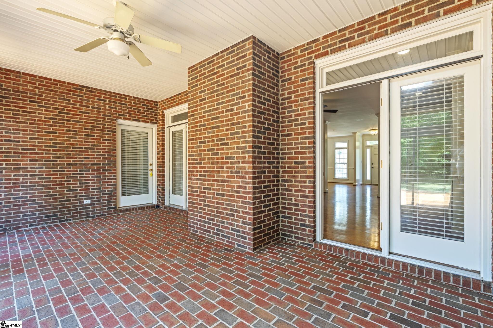 313 N Oakley Lane Property Photo 31