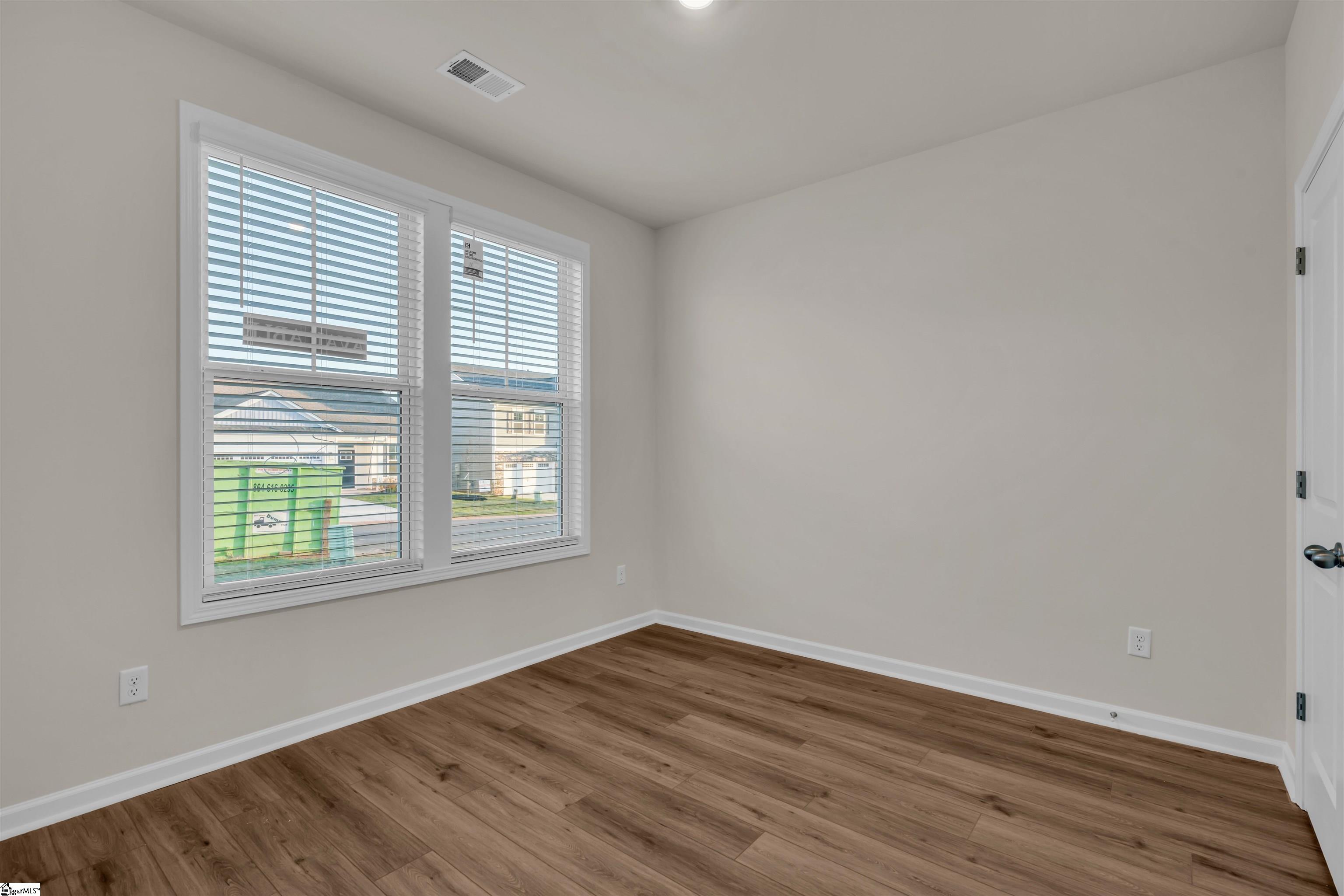 2032 Halton Oaks Drive Property Photo 13