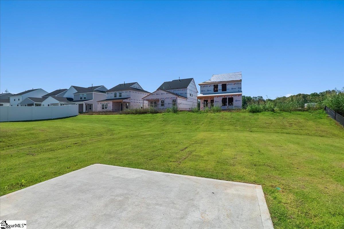 2045 Halton Oaks Drive Property Photo 3