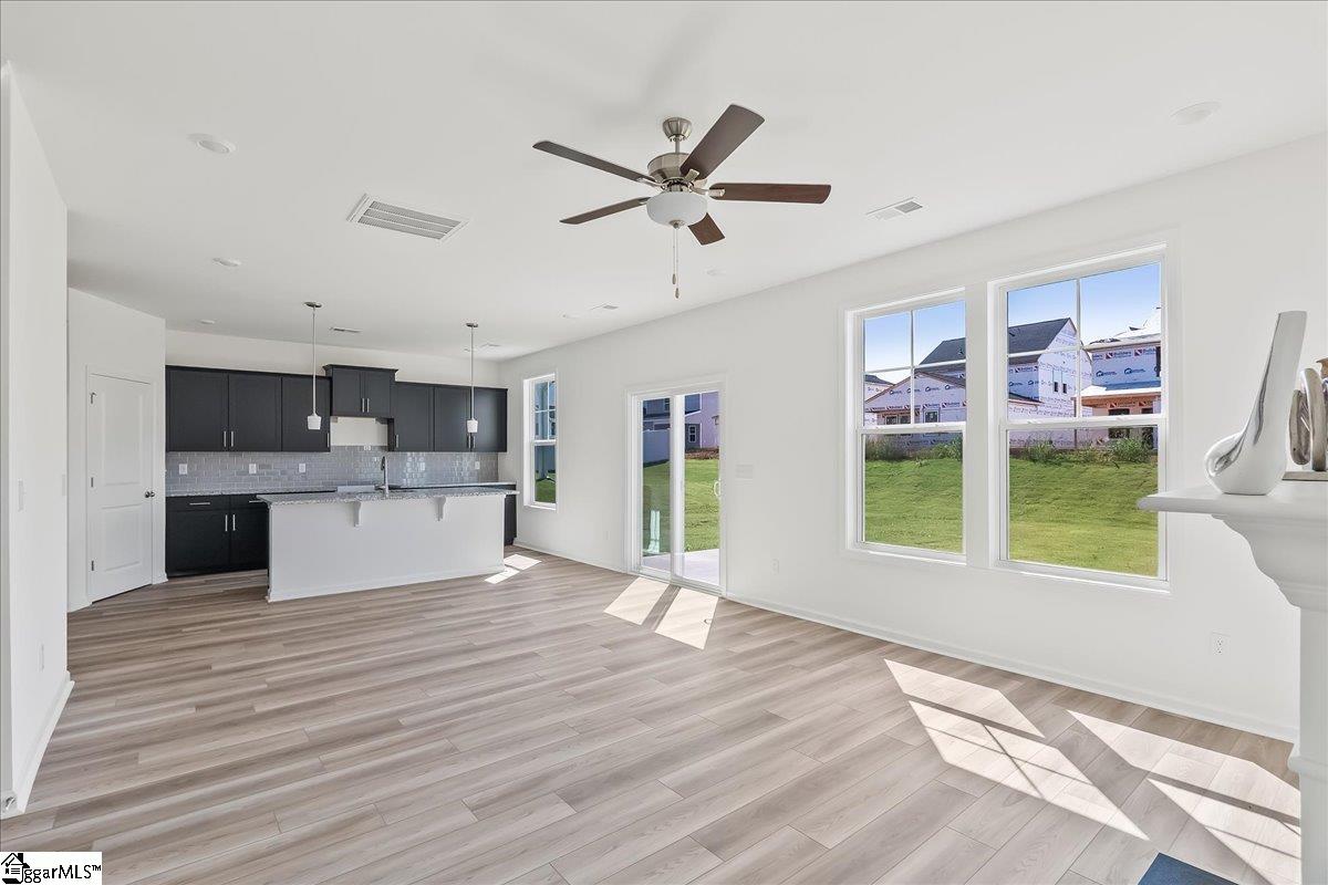 2045 Halton Oaks Drive Property Photo 8