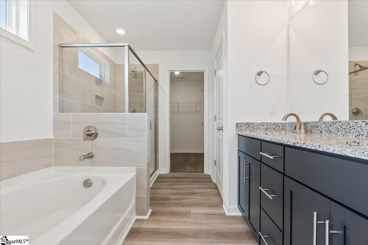 2045 Halton Oaks Drive Property Photo 19