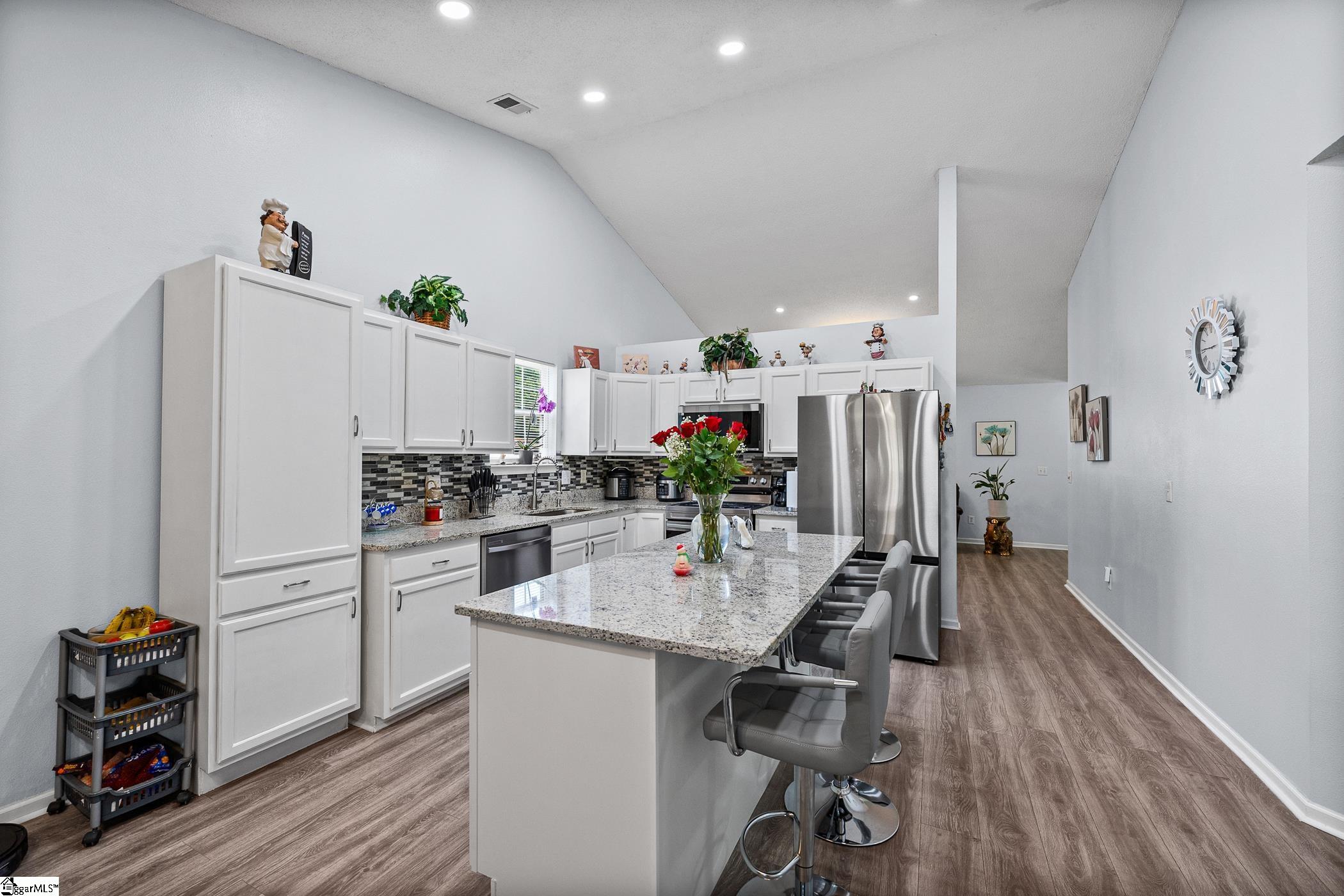 707 Mirabelle Court Property Photo 8