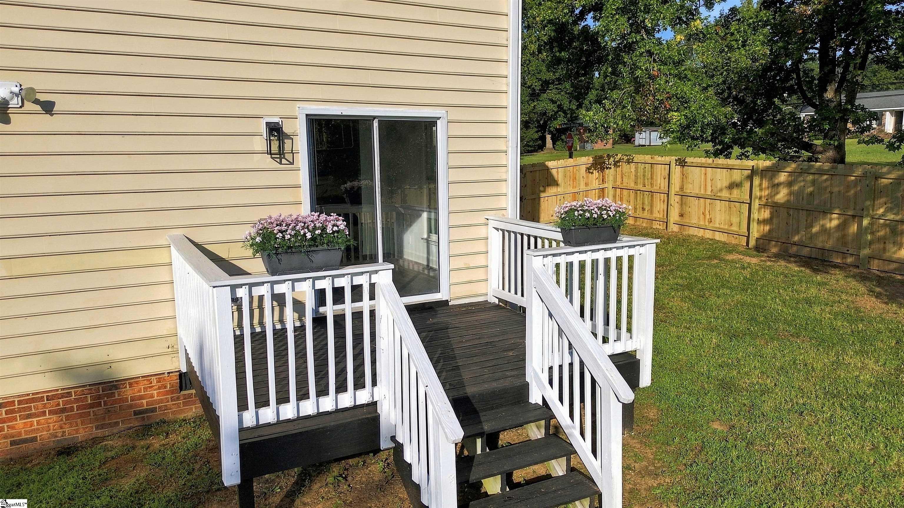 1 Green Ridge Place Property Photo 21