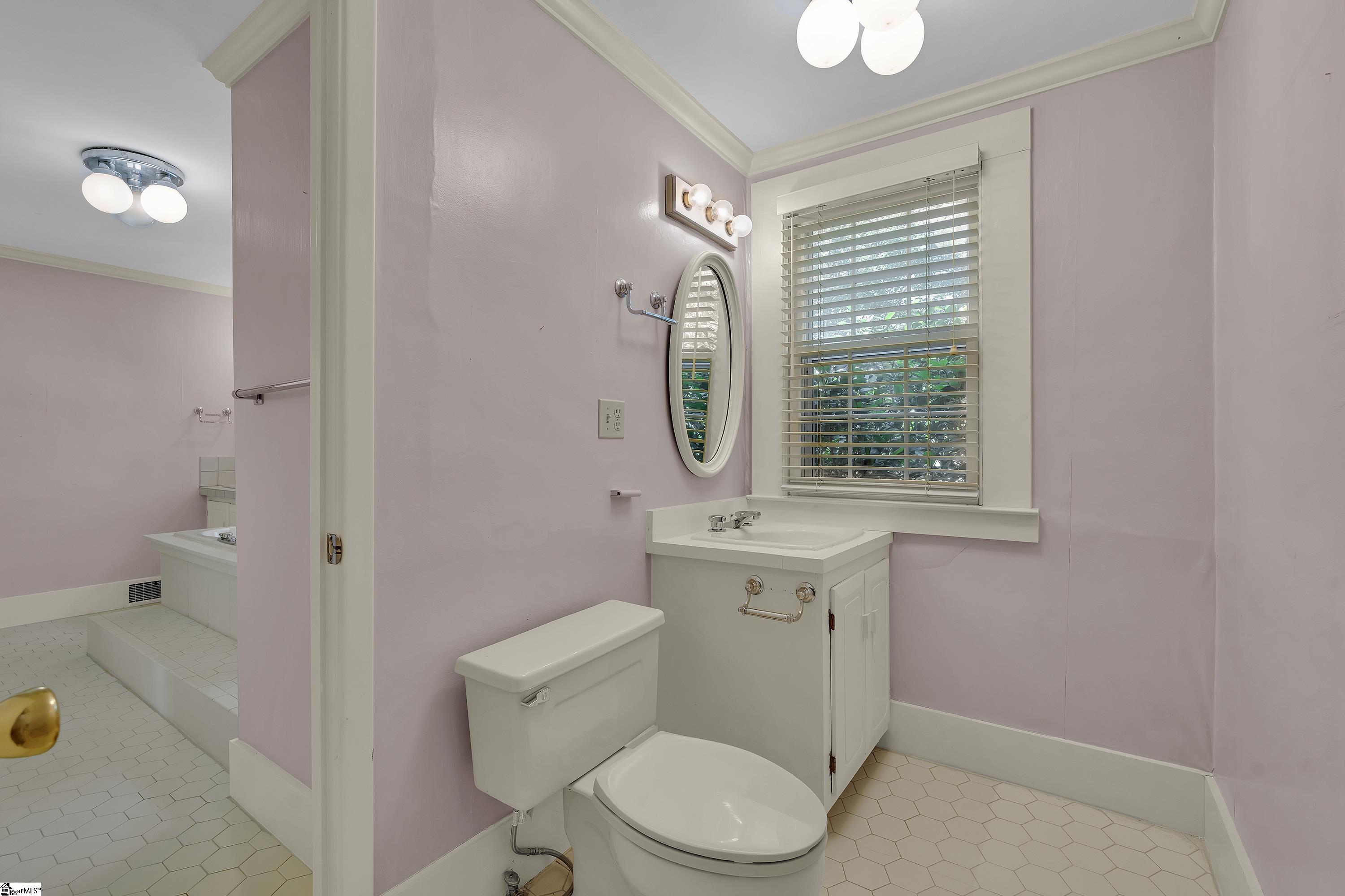 47 Douglas Drive Property Photo 4