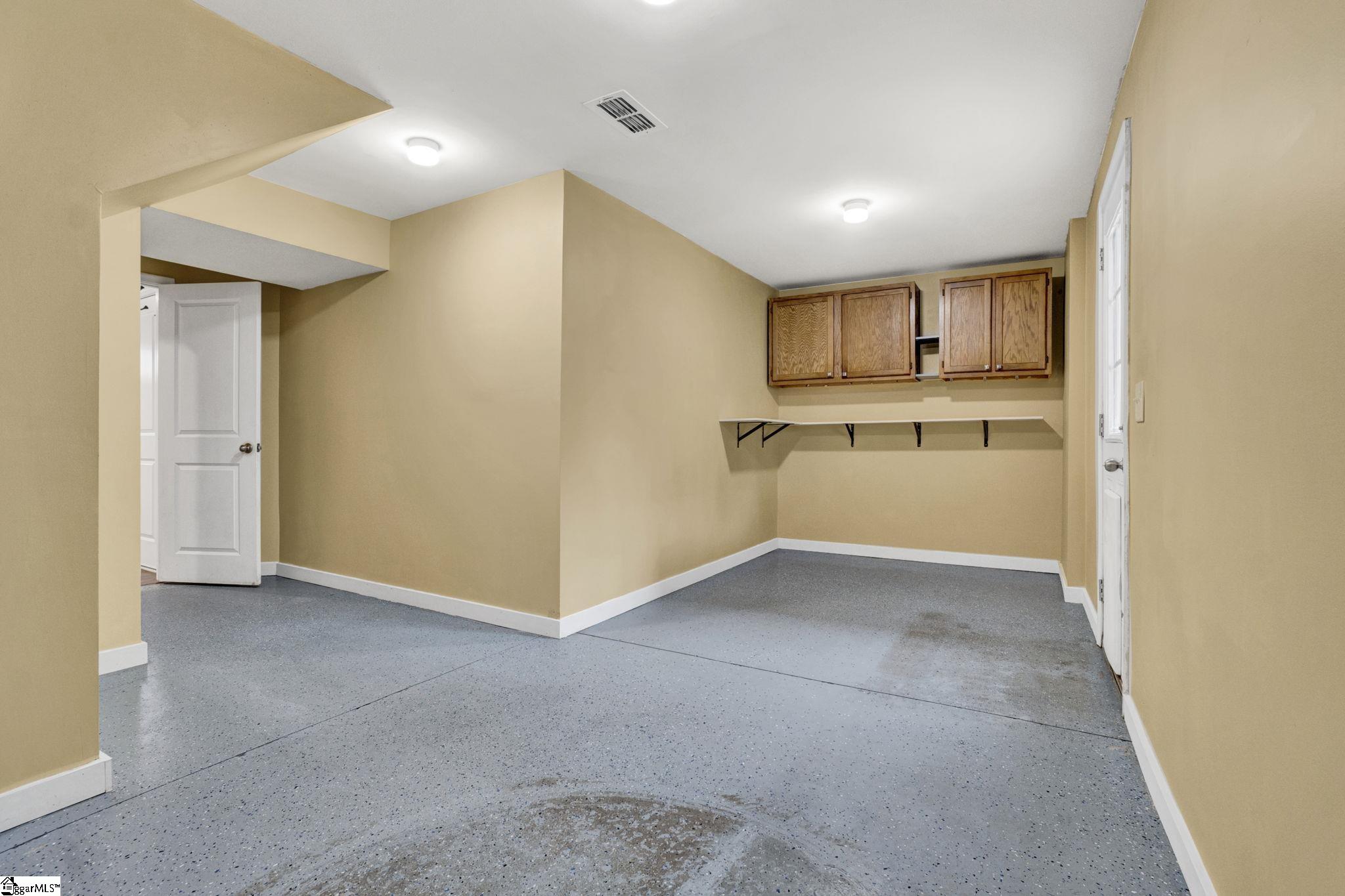 221 Brooklane Court Property Photo 9