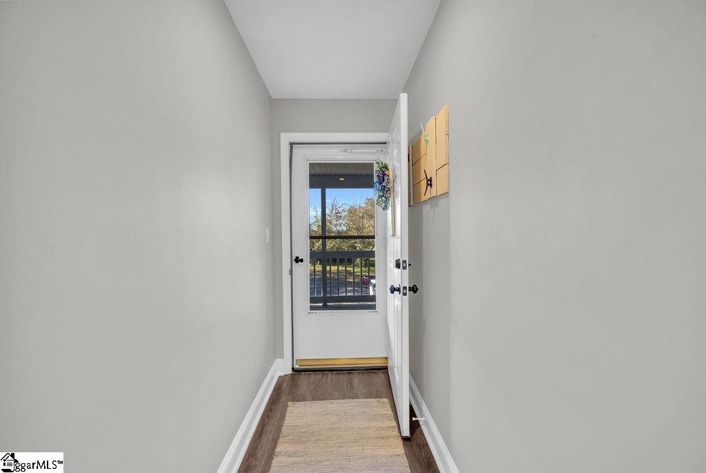 101 Bomber Court Property Photo 6