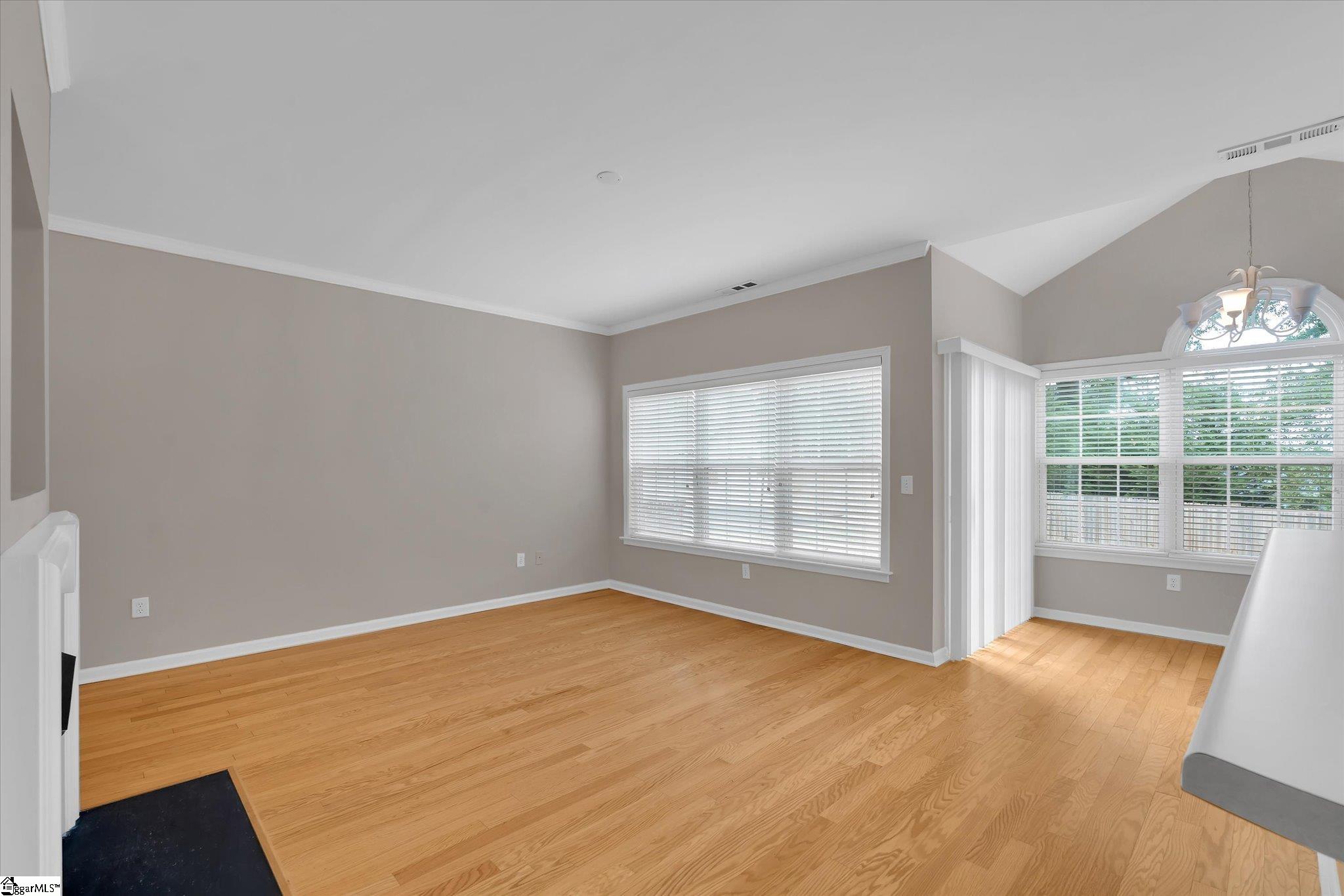 15 Cedar Rock Drive Property Photo 7