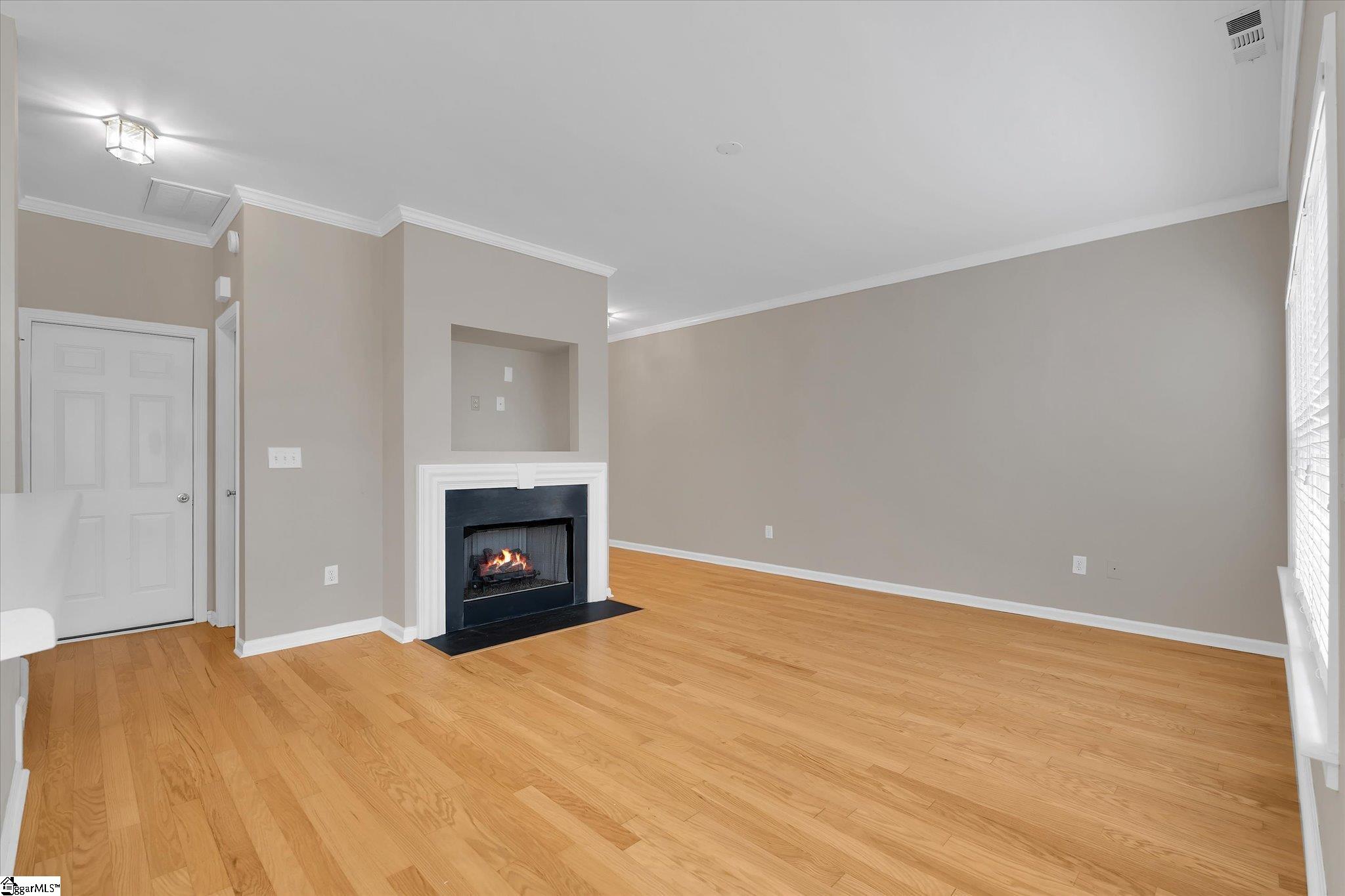15 Cedar Rock Drive Property Photo 8