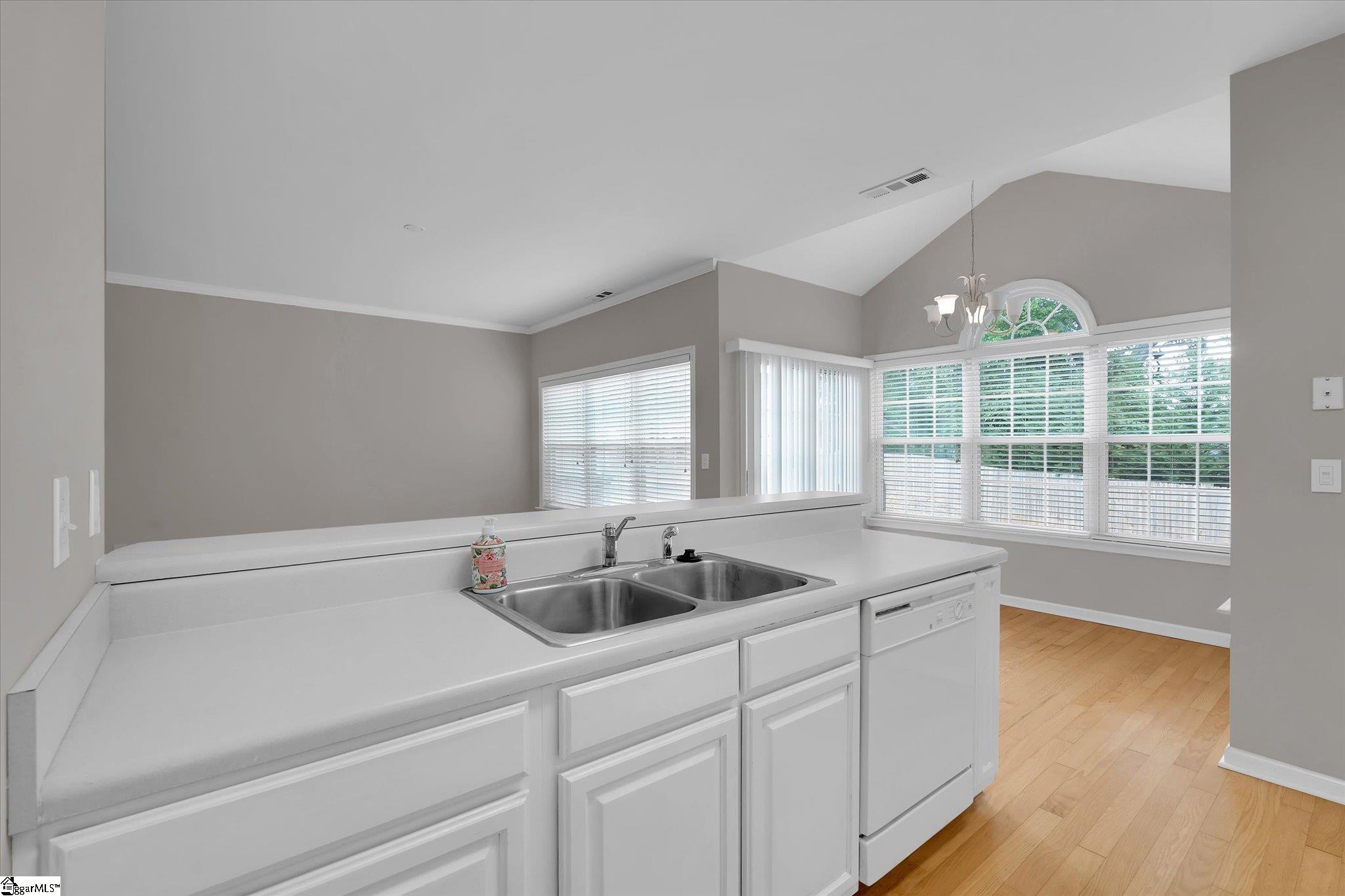 15 Cedar Rock Drive Property Photo 13