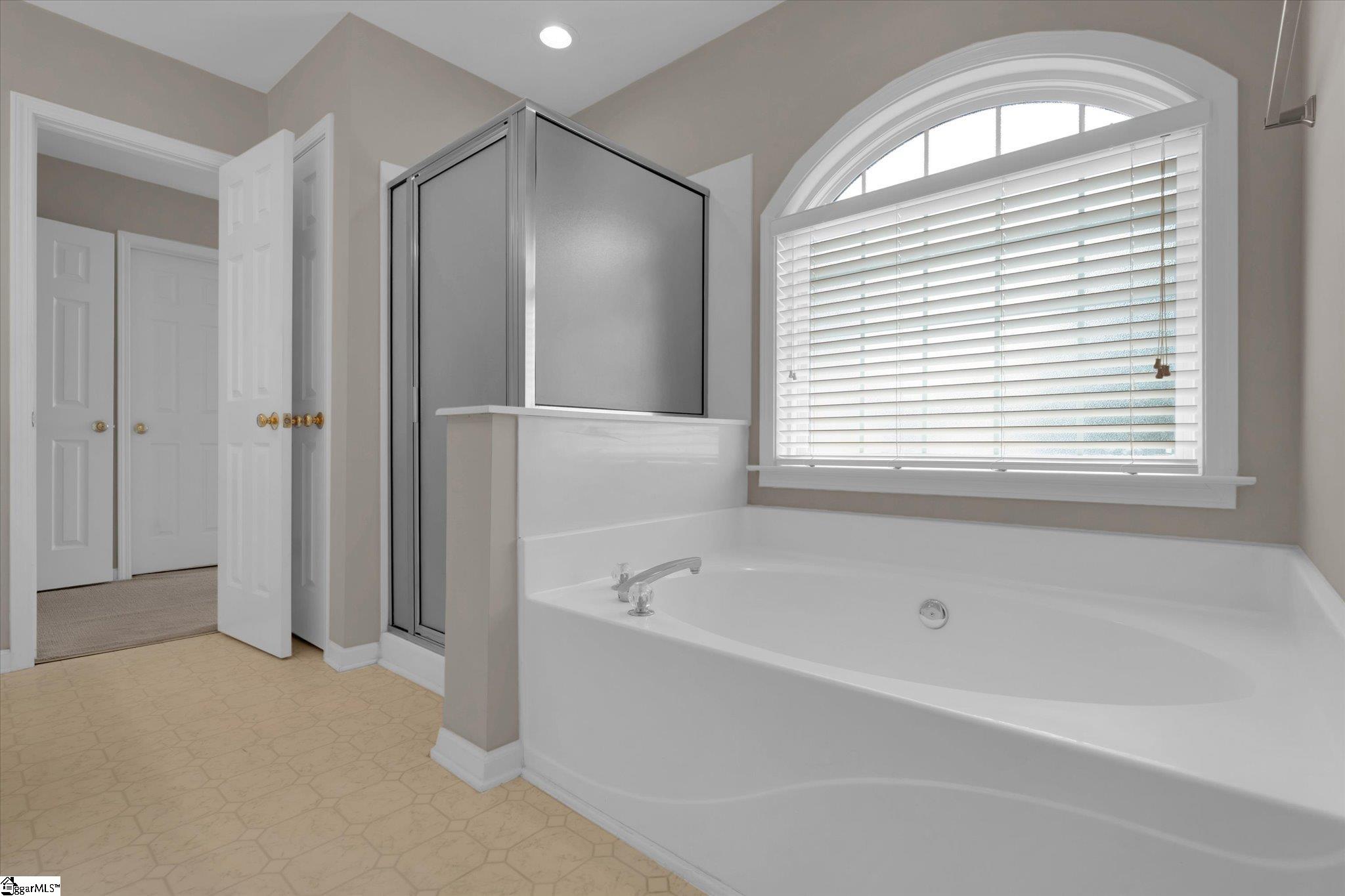 15 Cedar Rock Drive Property Photo 21