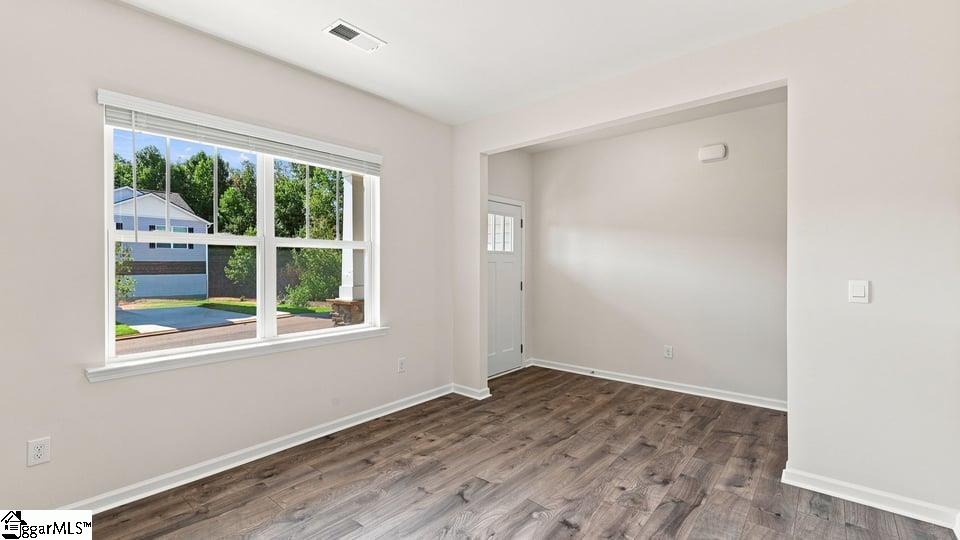 1611 Castlen Court Property Photo 7