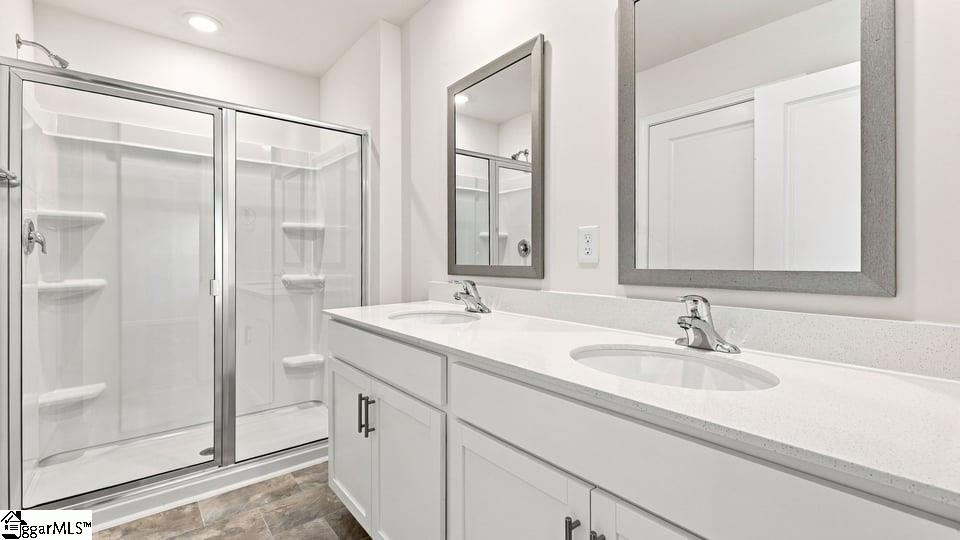 1611 Castlen Court Property Photo 25