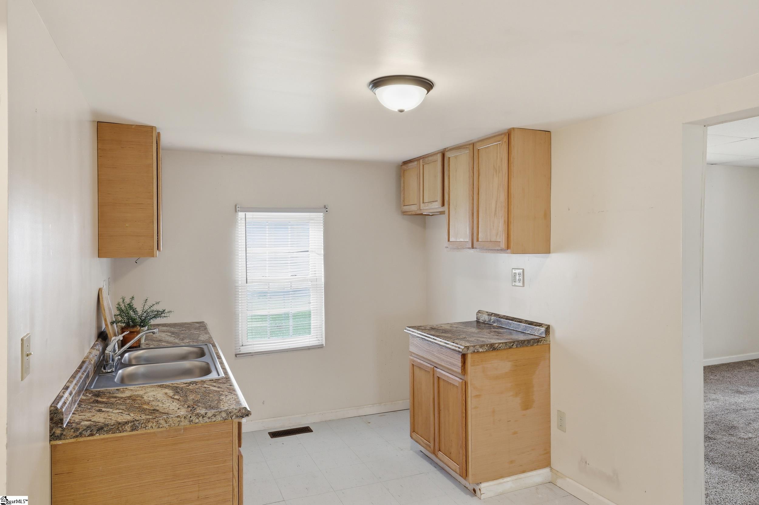 19 Geer Street Property Photo 10