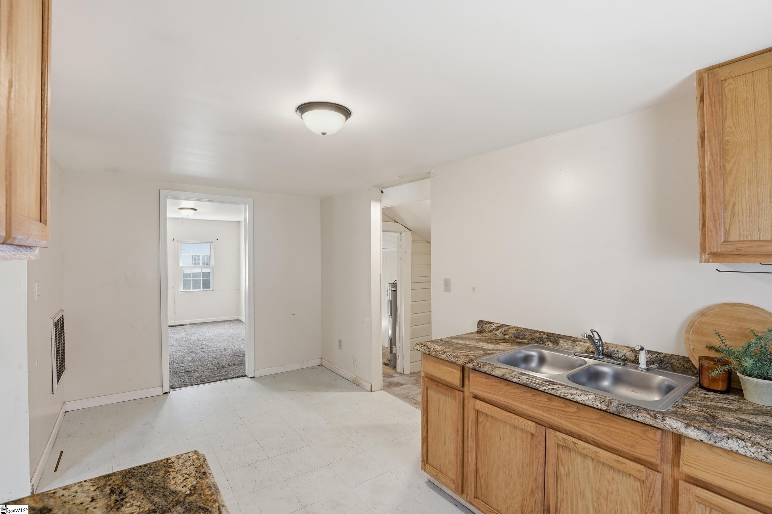 19 Geer Street Property Photo 11