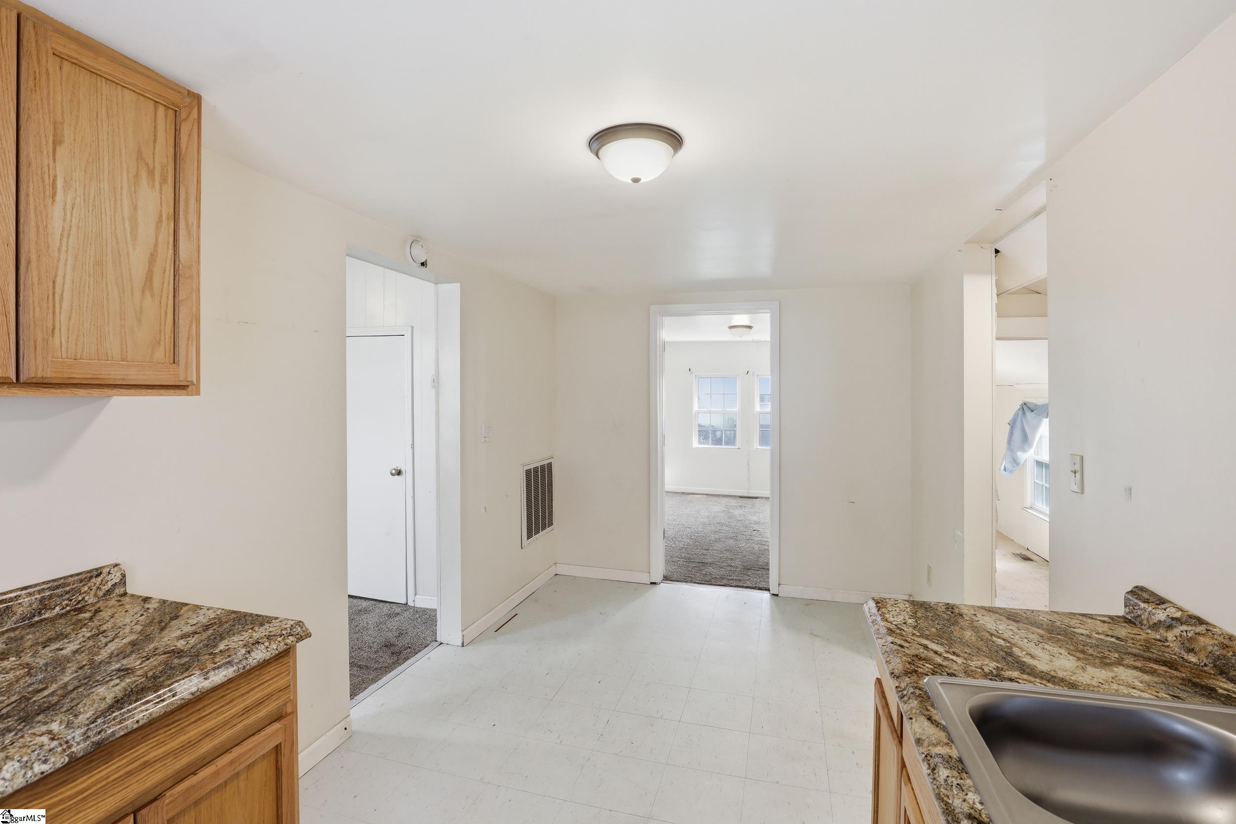 19 Geer Street Property Photo 12