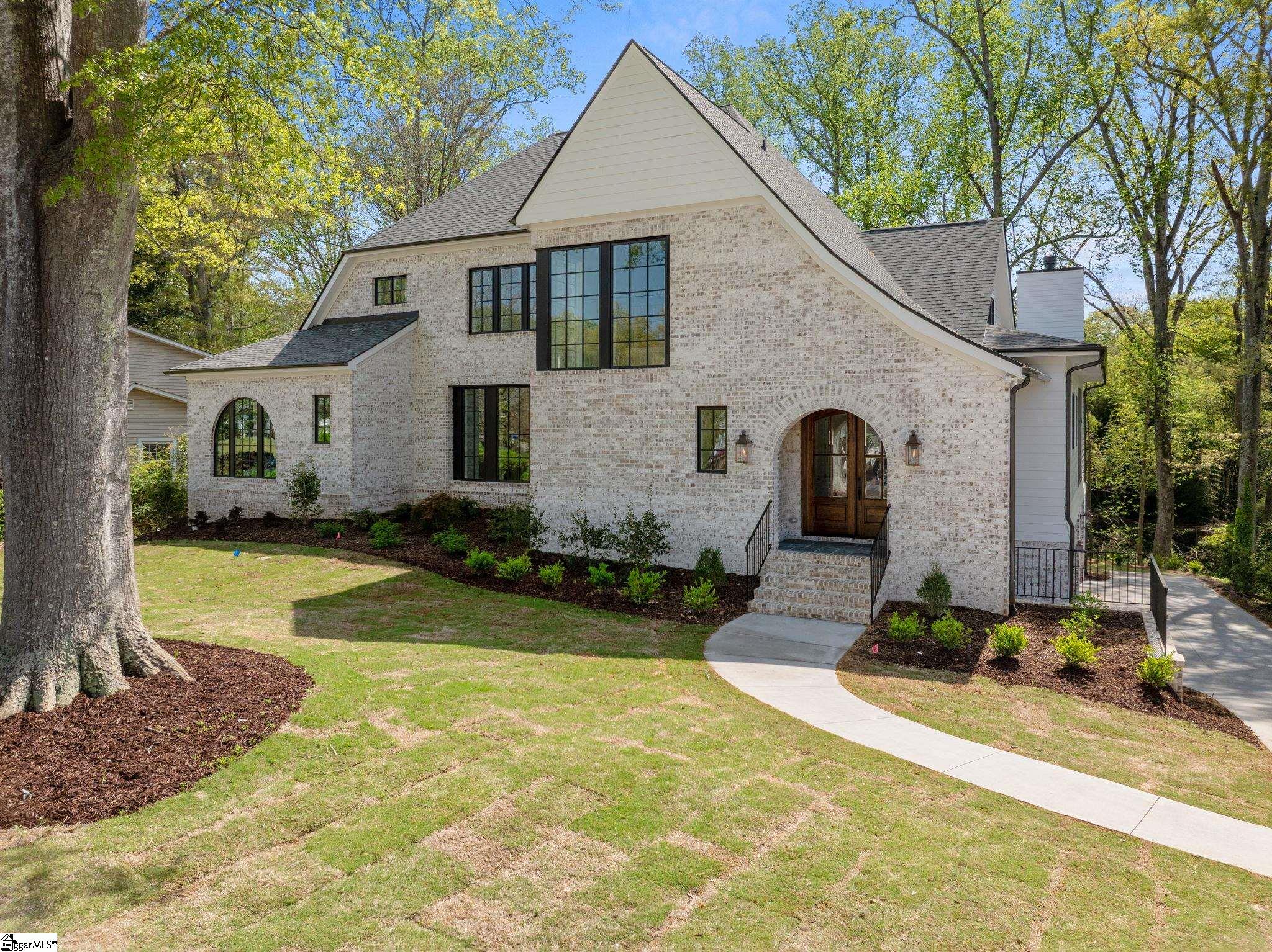 201 Rockwood Drive Property Photo 2