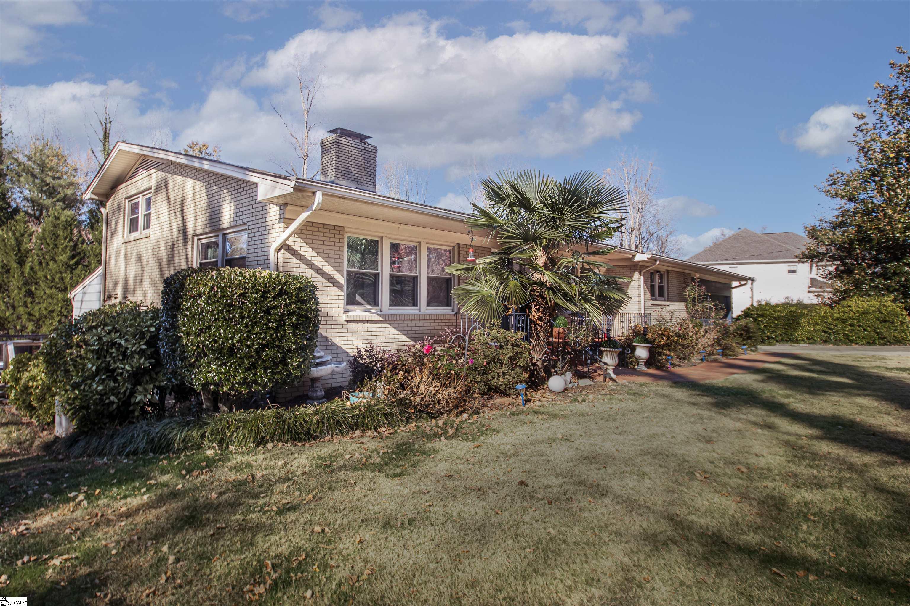 103 Forest Drive Property Photo 1