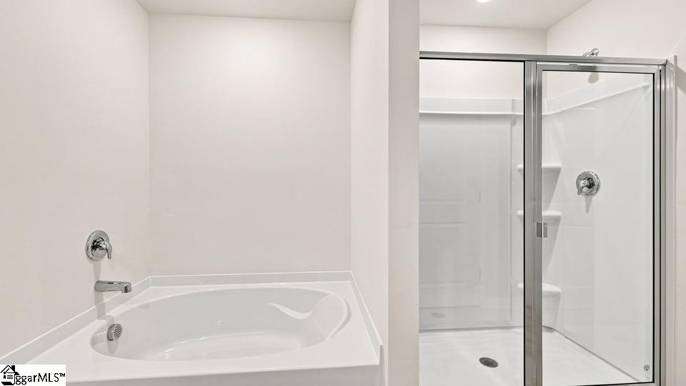 1612 Castlen Court Property Photo 32