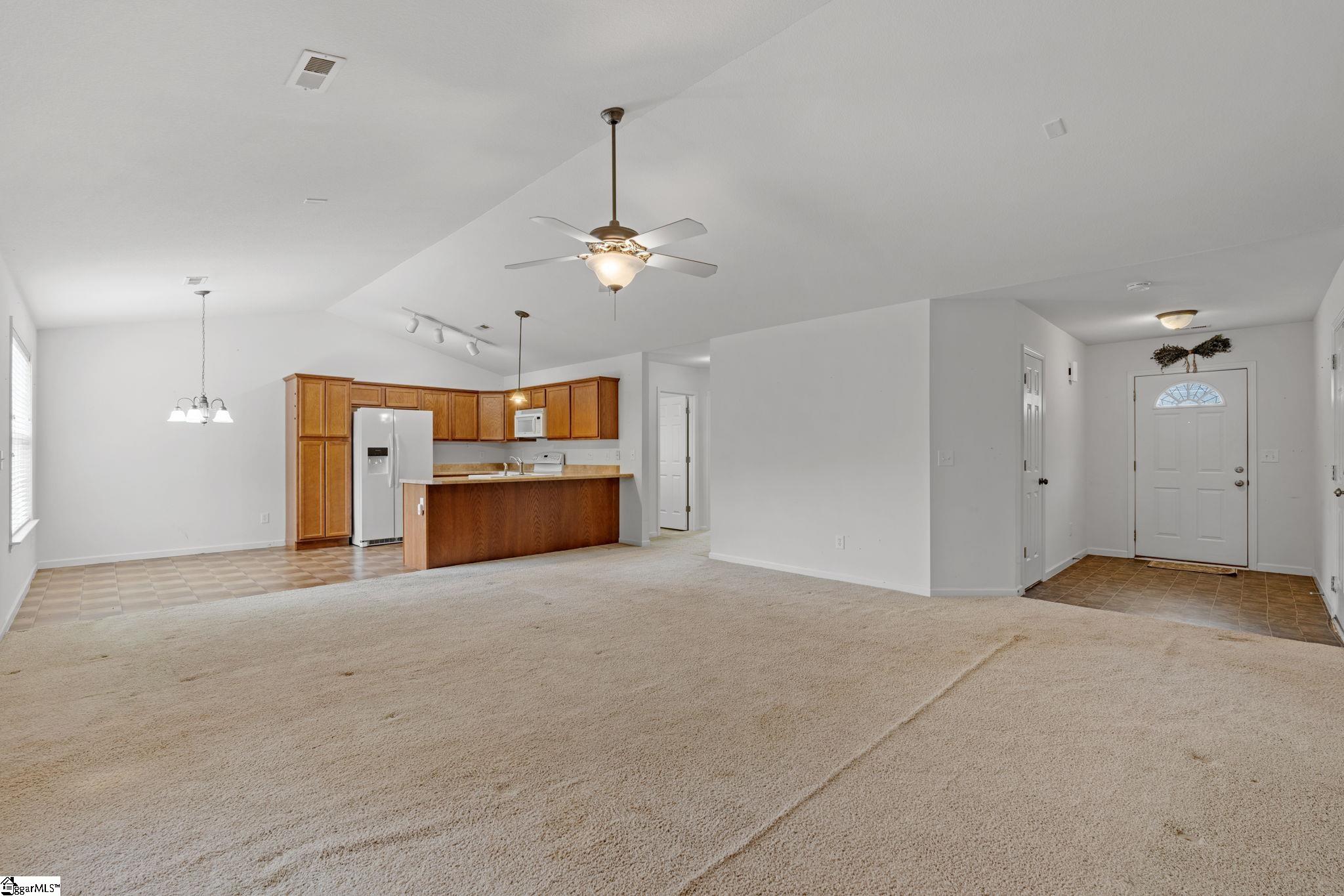 110 Feldspar Lane Property Photo 7