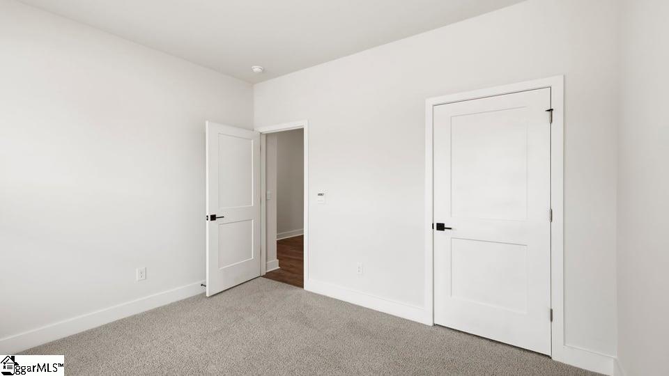 909 Valegro Drive Property Photo 8