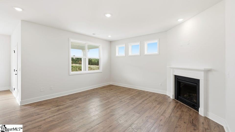 909 Valegro Drive Property Photo 12