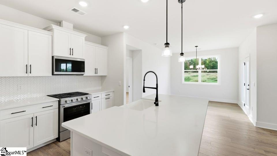 909 Valegro Drive Property Photo 21
