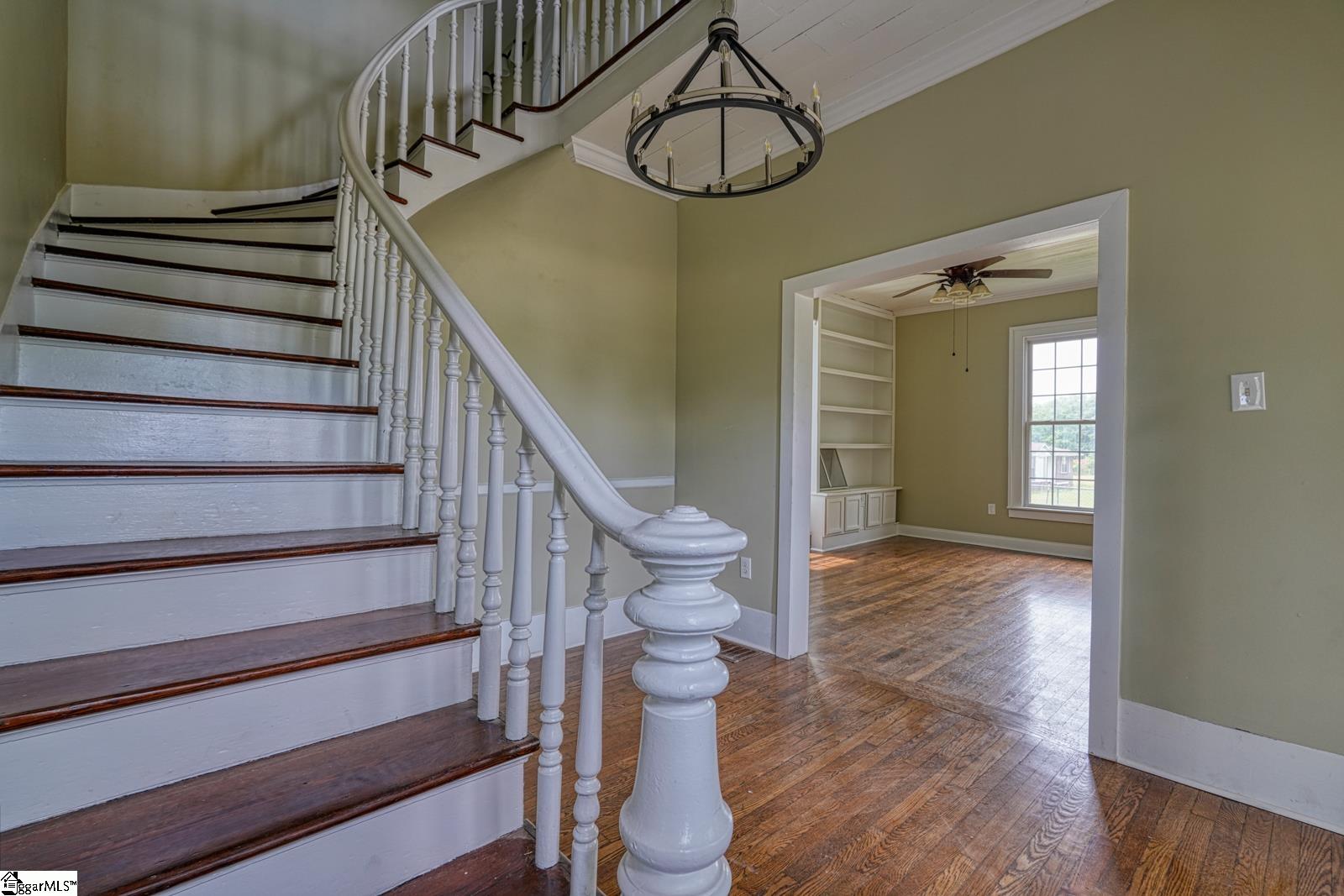 4279 N Blackstock Road Property Photo 3