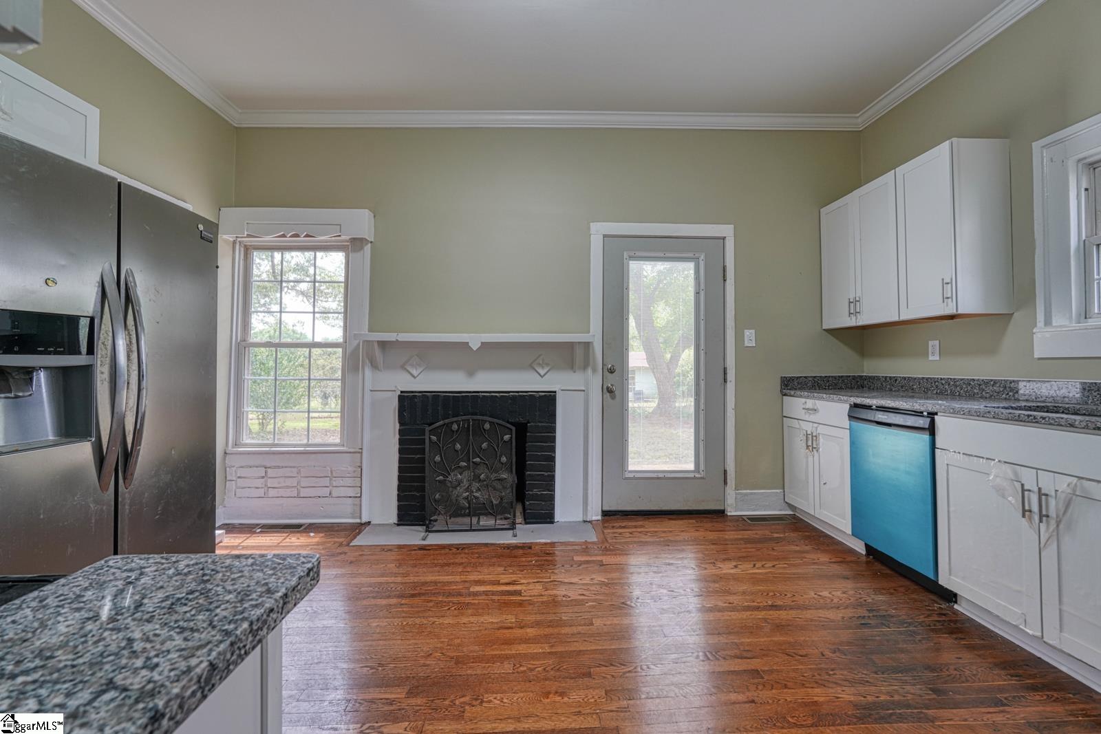 4279 N Blackstock Road Property Photo 11