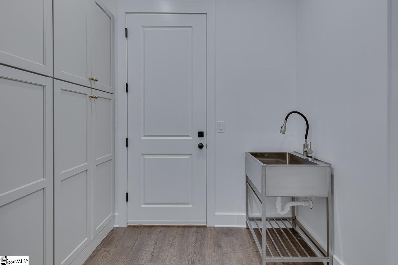 409 Jones Avenue Property Photo 14
