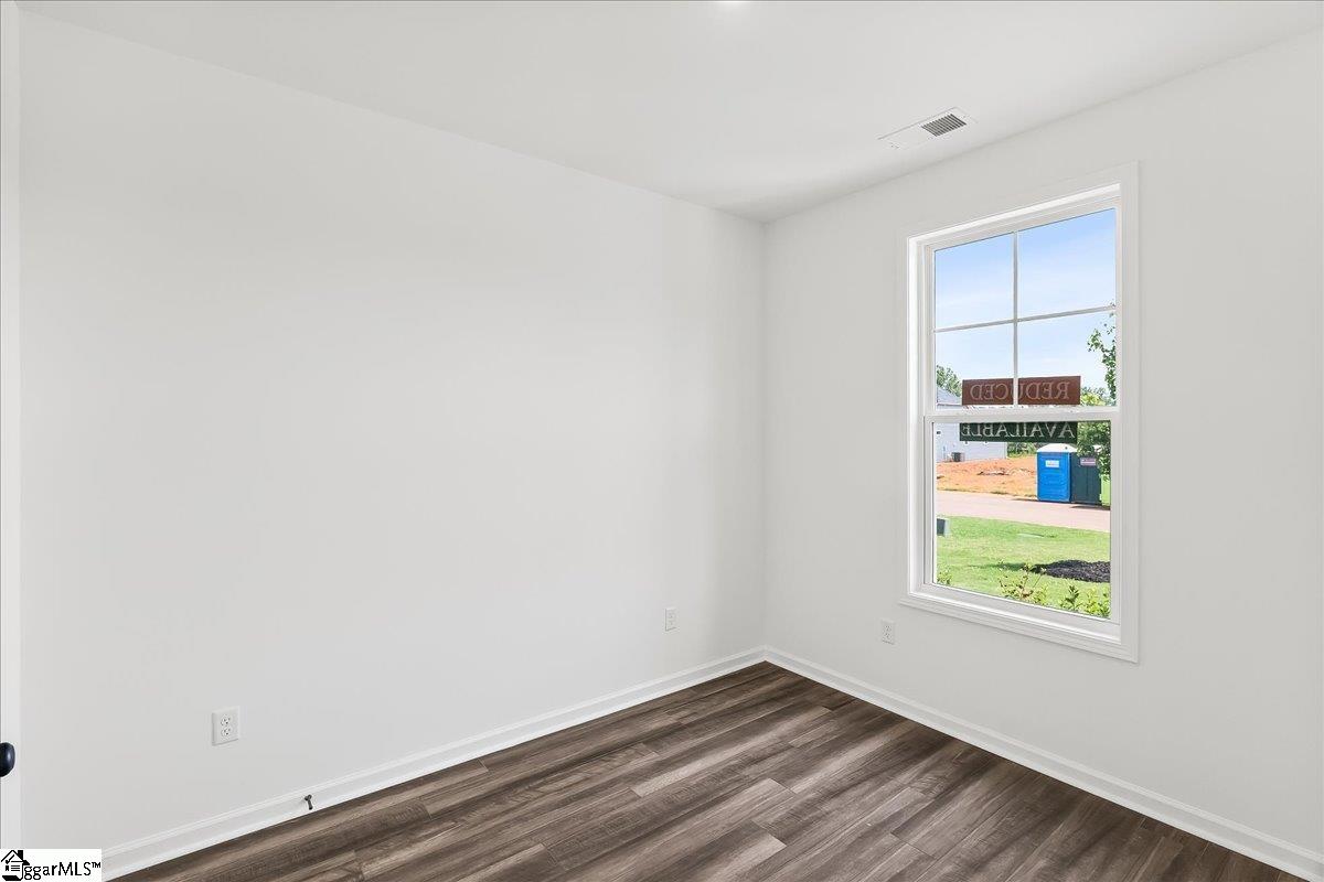 188 Hunter Ridge Drive Property Photo 4