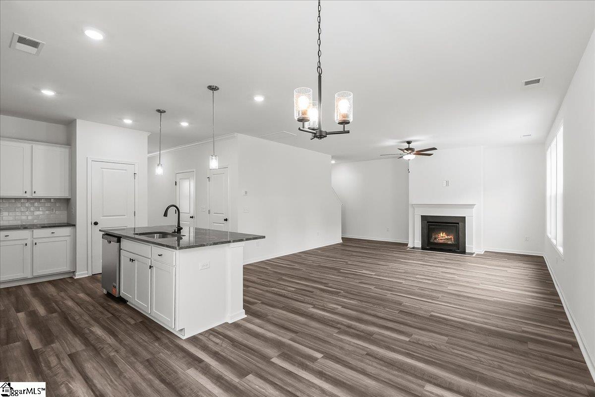 188 Hunter Ridge Drive Property Photo 13