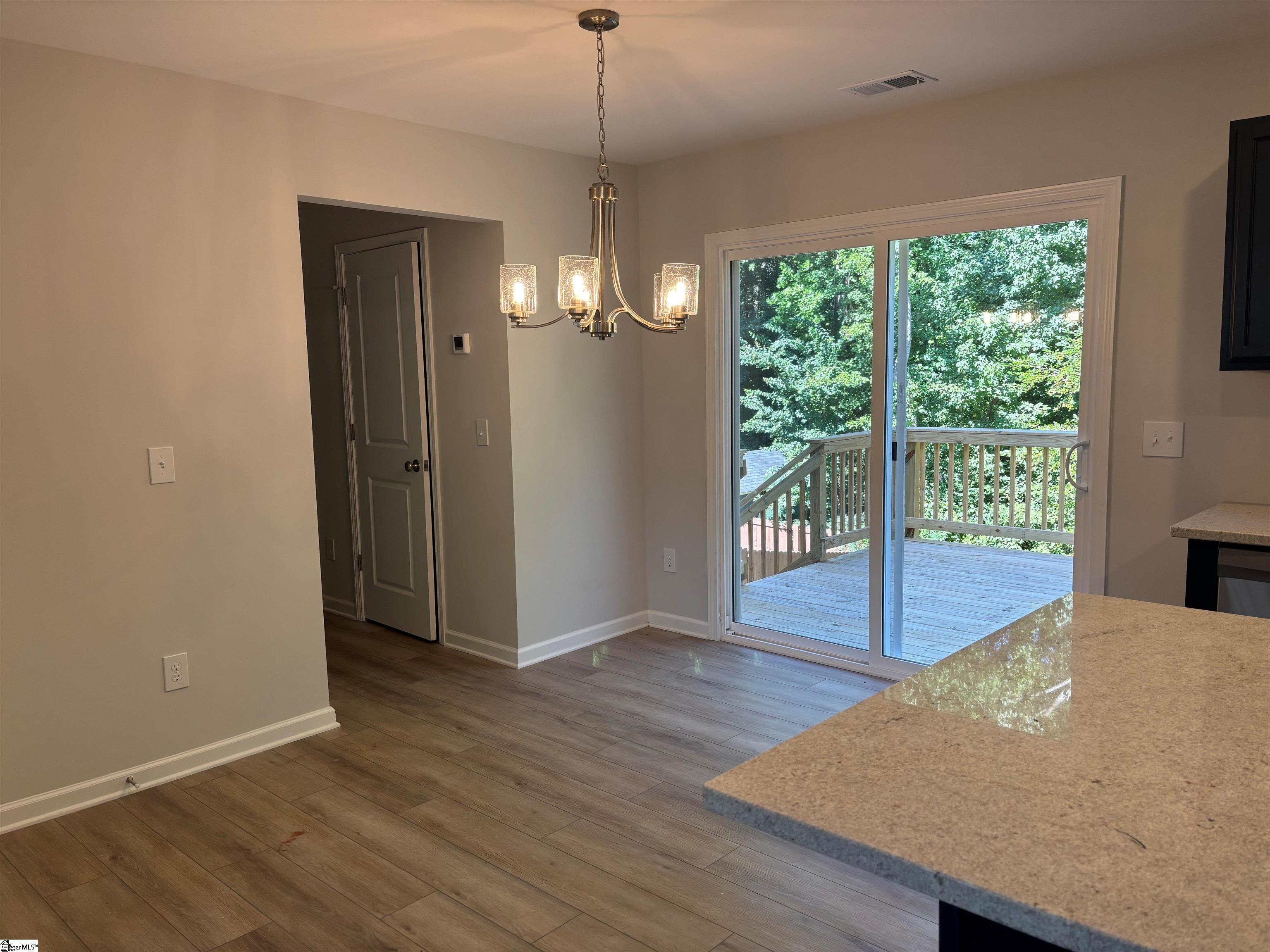 221 Juniper Leaf Way Property Photo 5