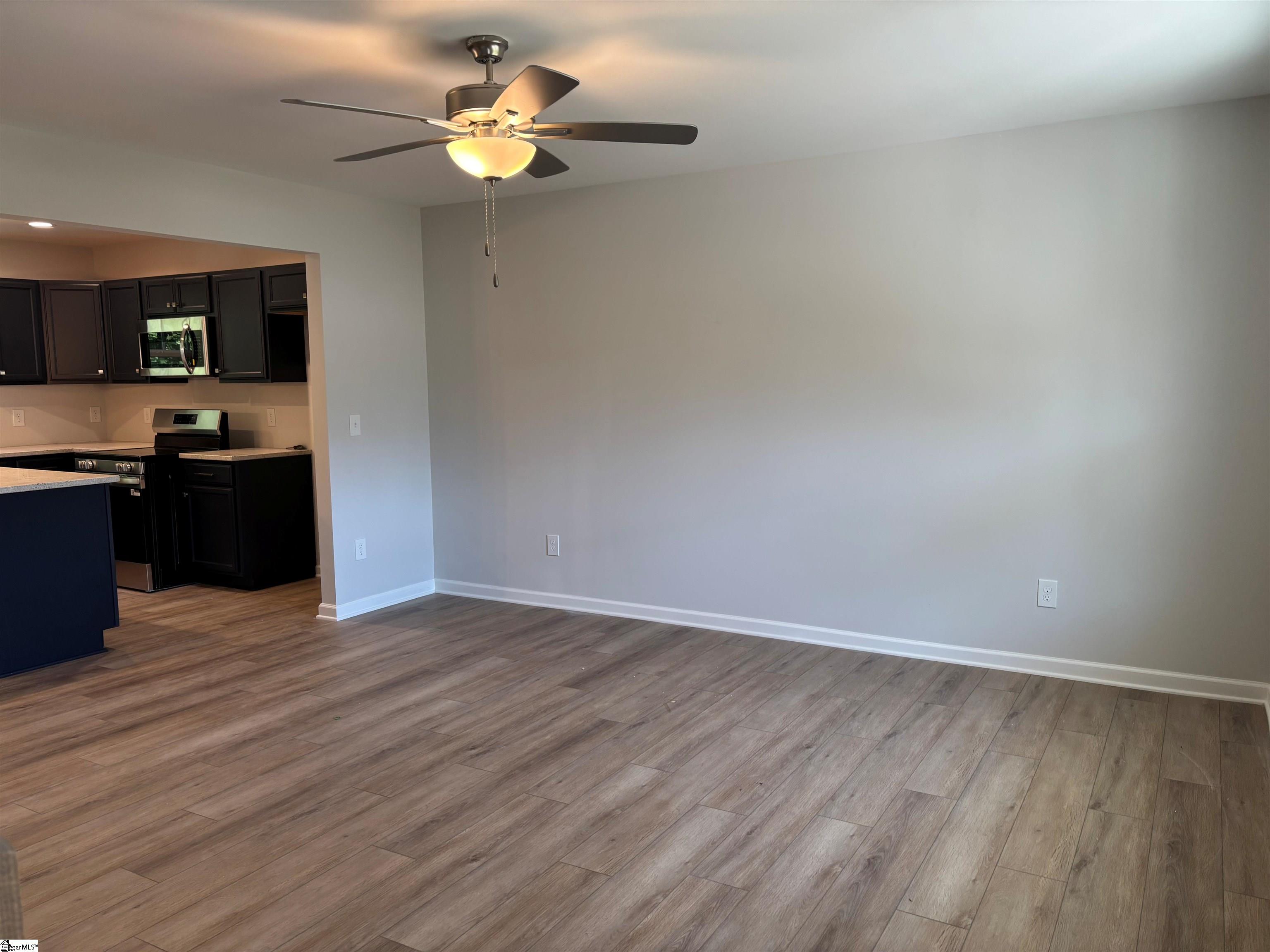 221 Juniper Leaf Way Property Photo 6