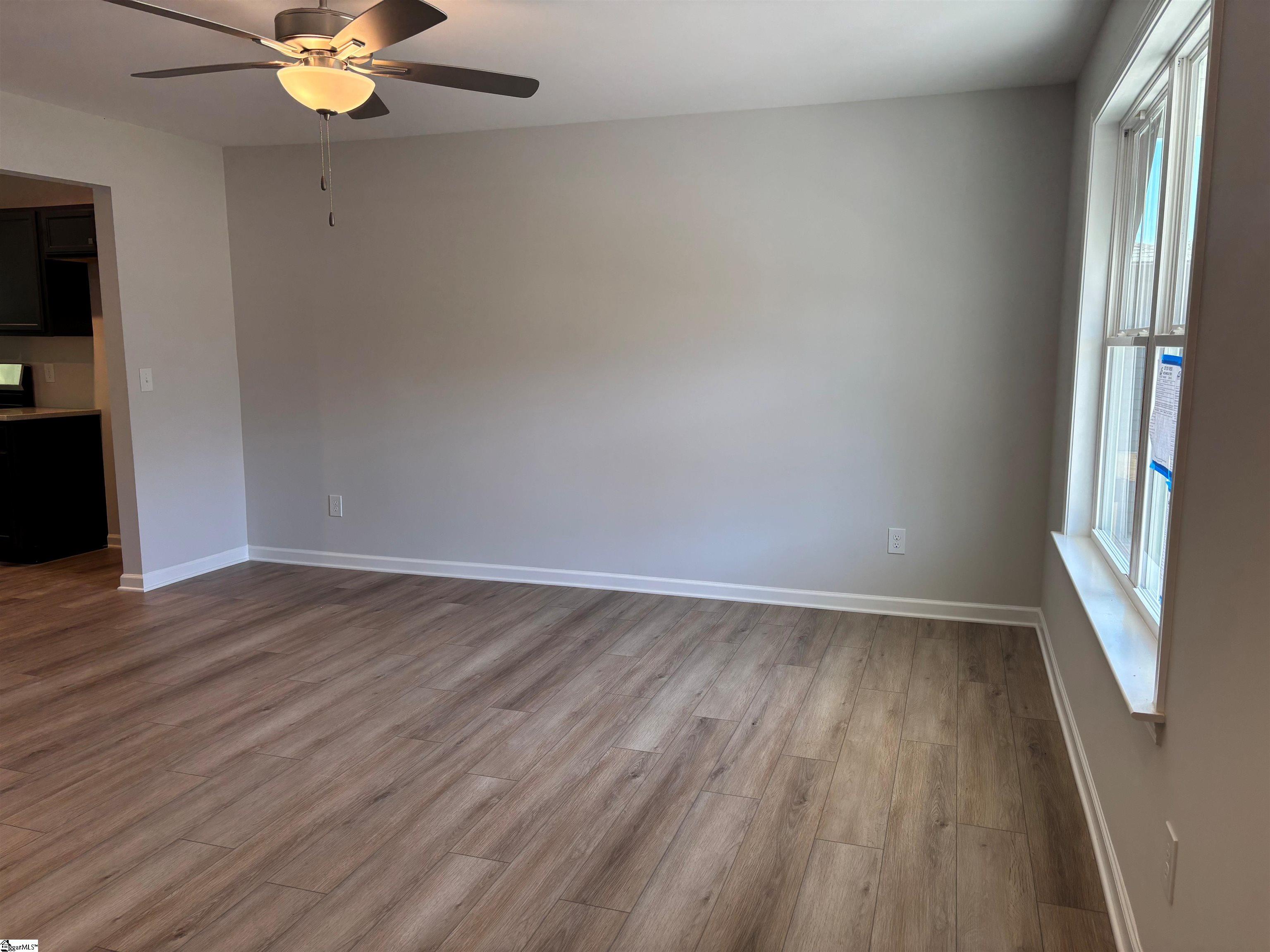 215 Juniper Leaf Way Property Photo 8
