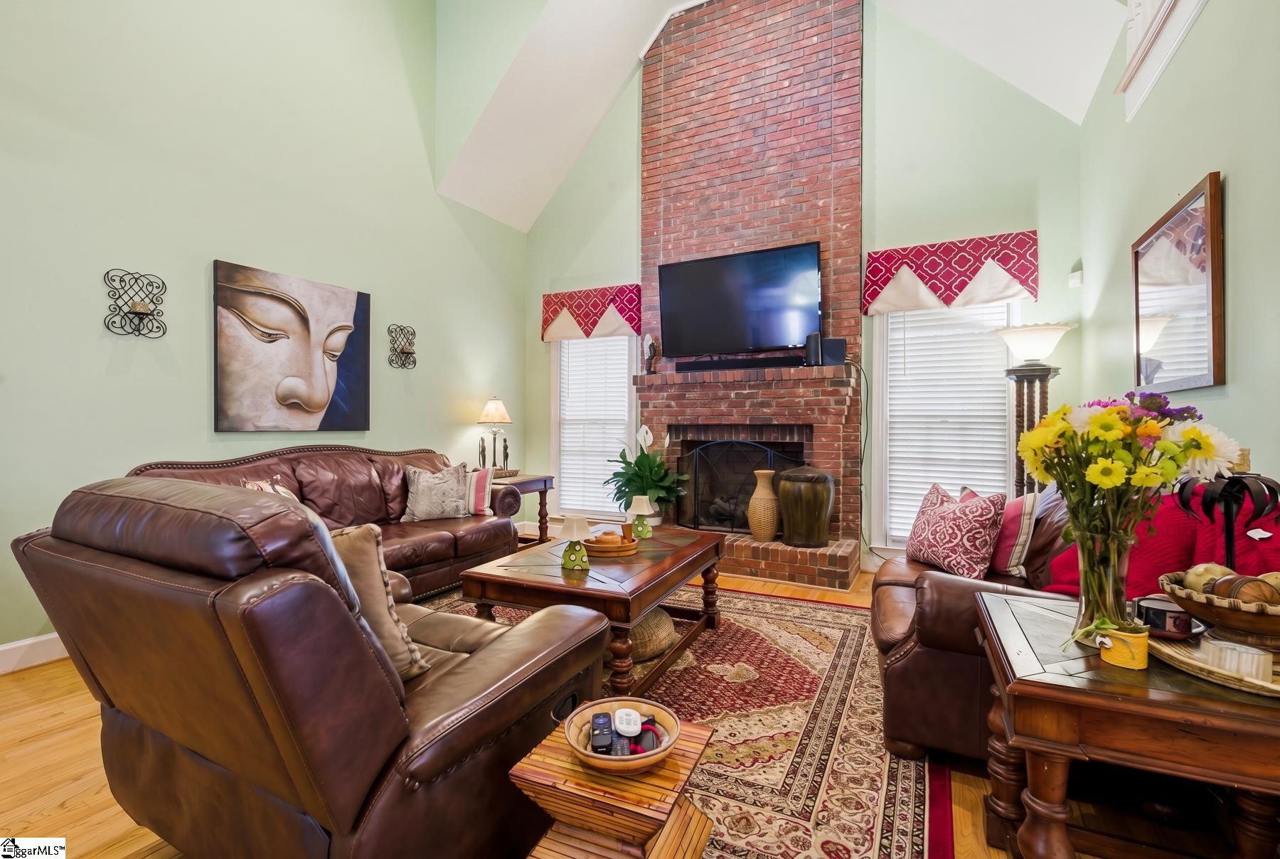 2 Meadow Springs Lane Property Photo 3