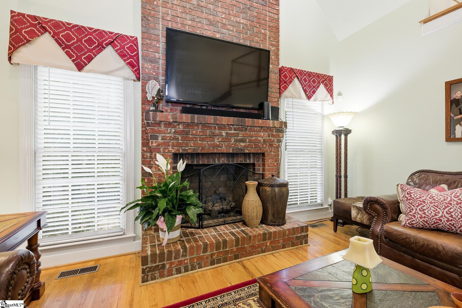 2 Meadow Springs Lane Property Photo 5