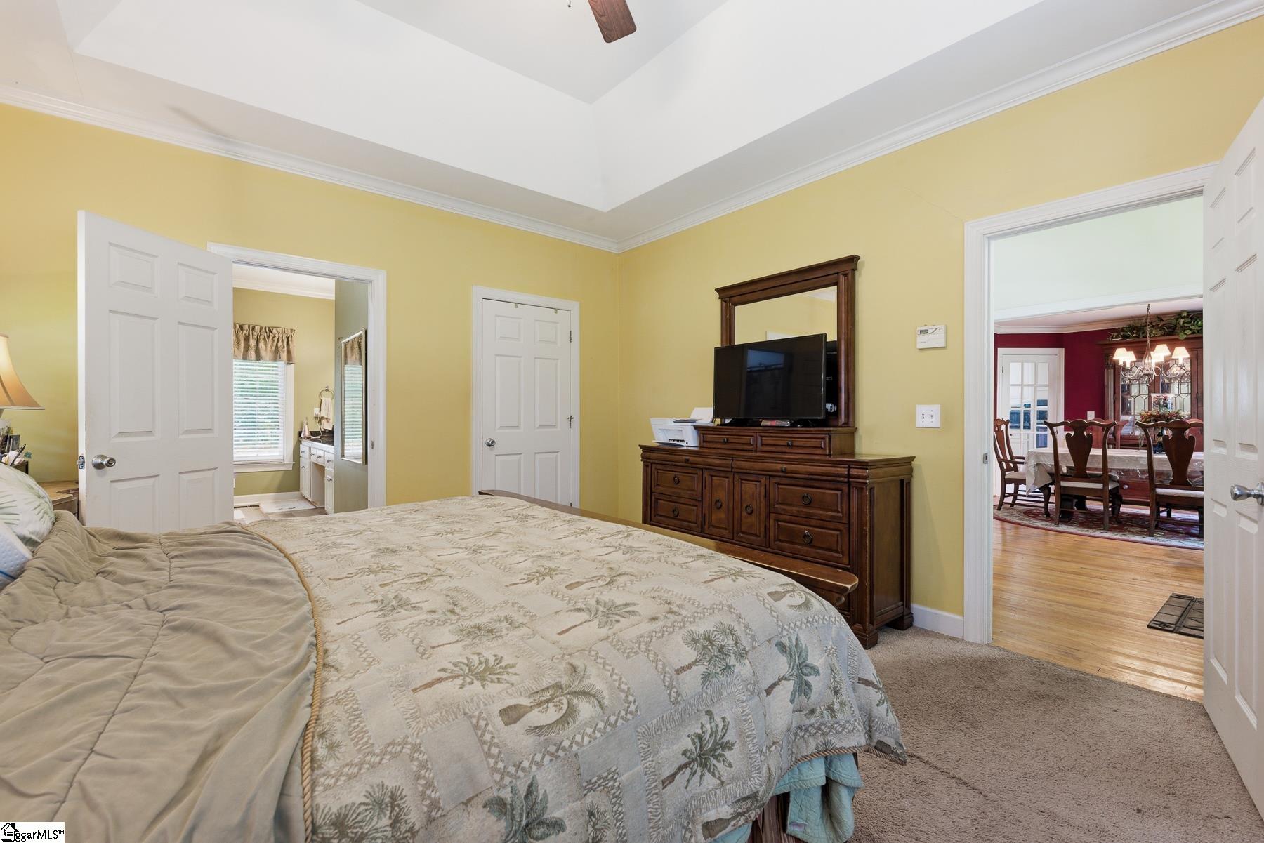 2 Meadow Springs Lane Property Photo 8