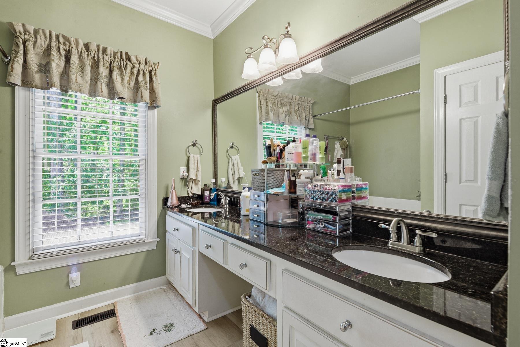 2 Meadow Springs Lane Property Photo 11