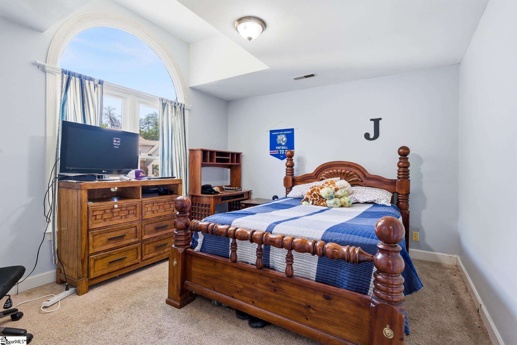 2 Meadow Springs Lane Property Photo 28