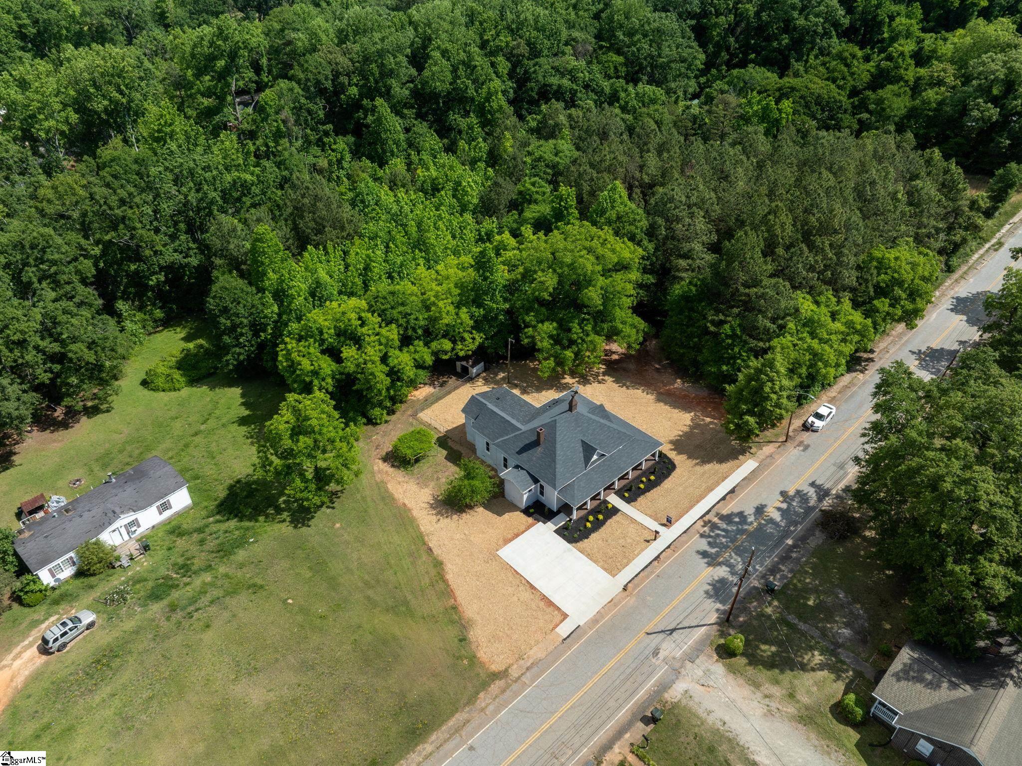 444 W Peachtree Street Property Photo 3