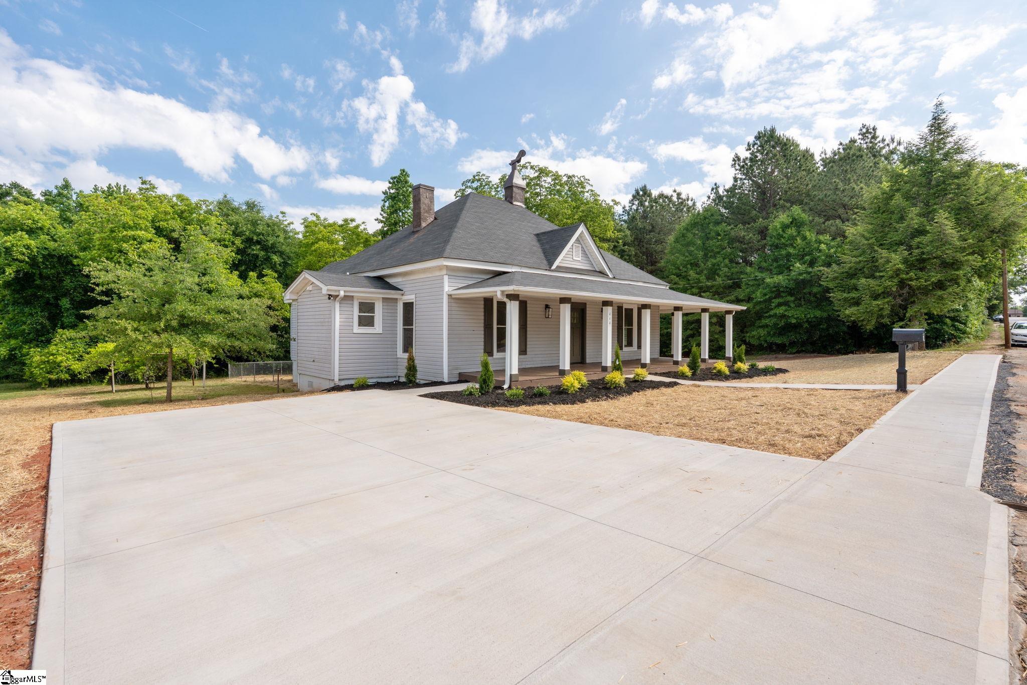 444 W Peachtree Street Property Photo 10