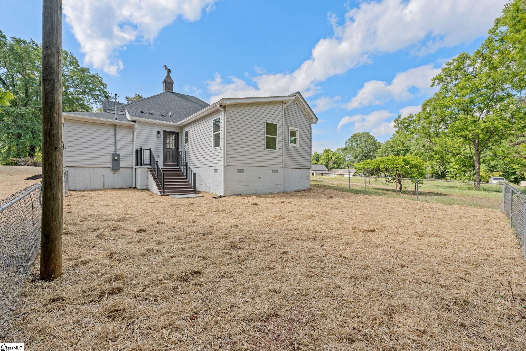444 W Peachtree Street Property Photo 15