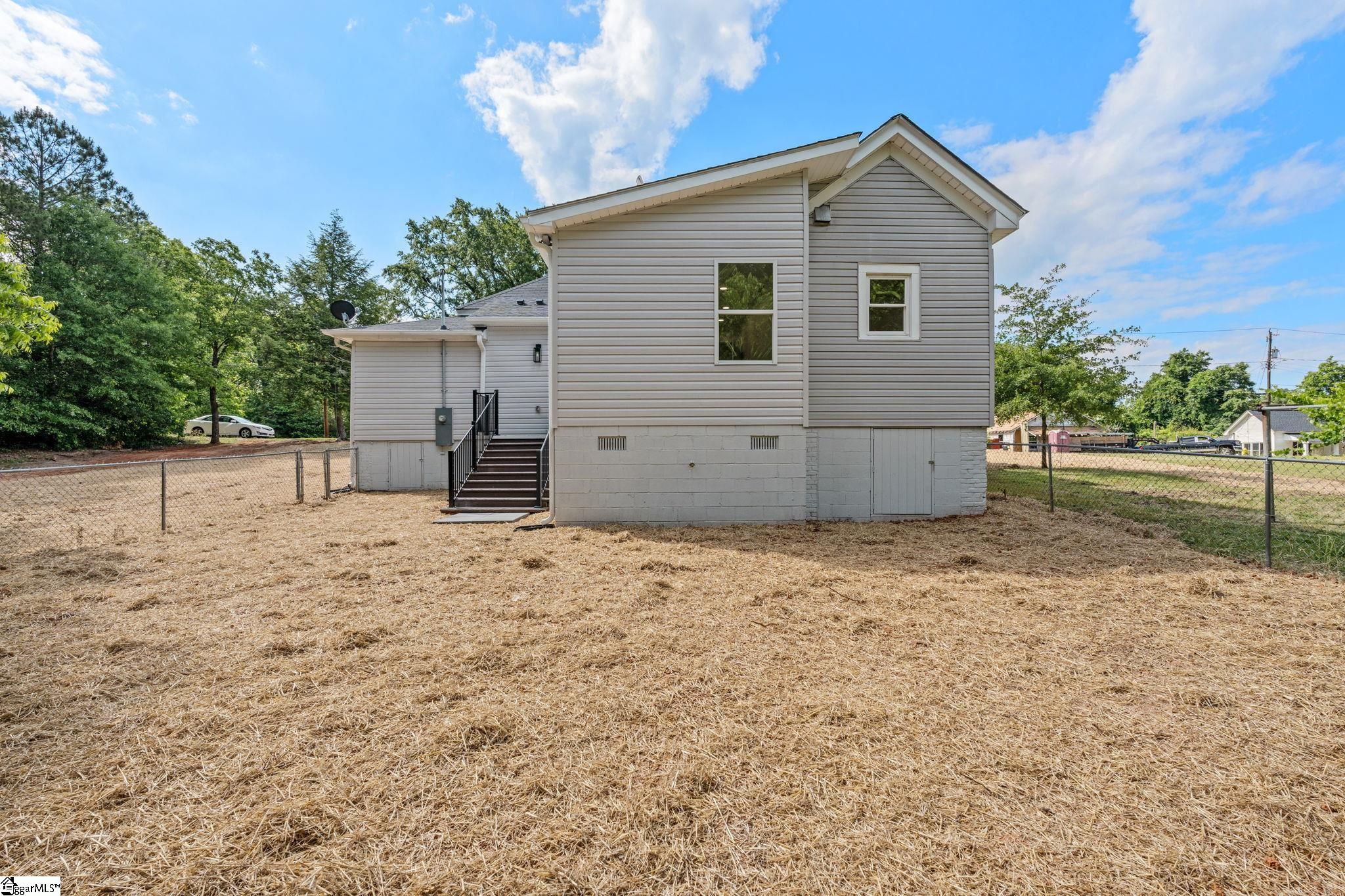 444 W Peachtree Street Property Photo 16
