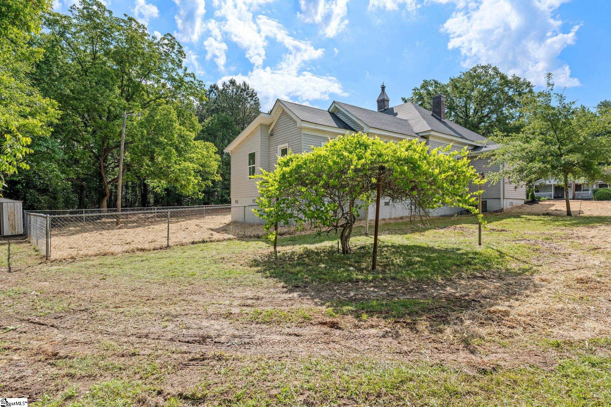444 W Peachtree Street Property Photo 18