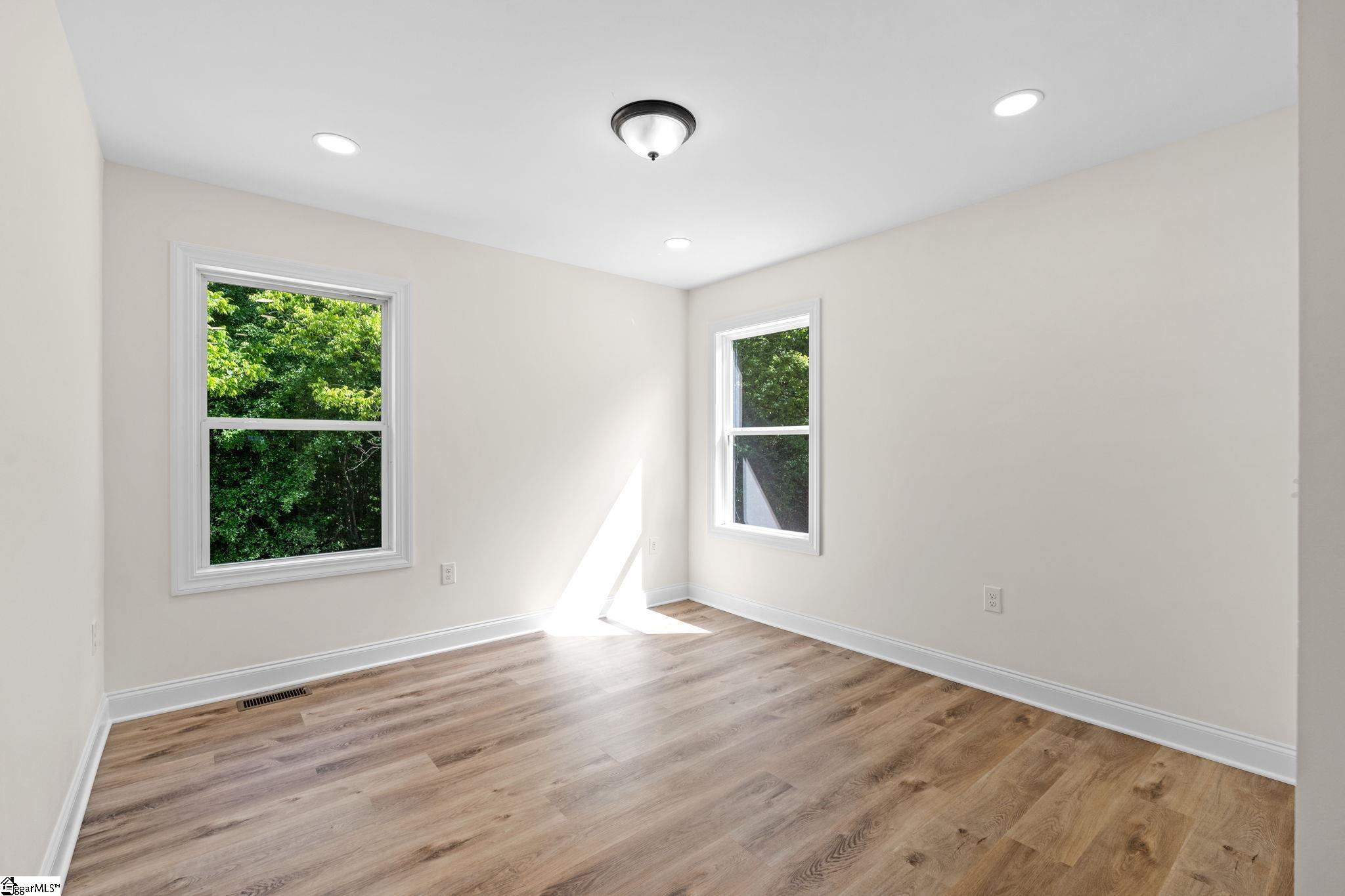 444 W Peachtree Street Property Photo 32